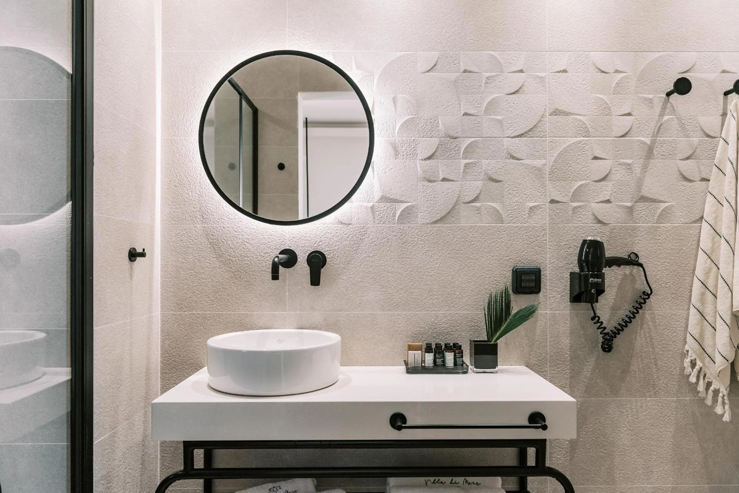 Toilet in Villa Di Mare Seaside Suites