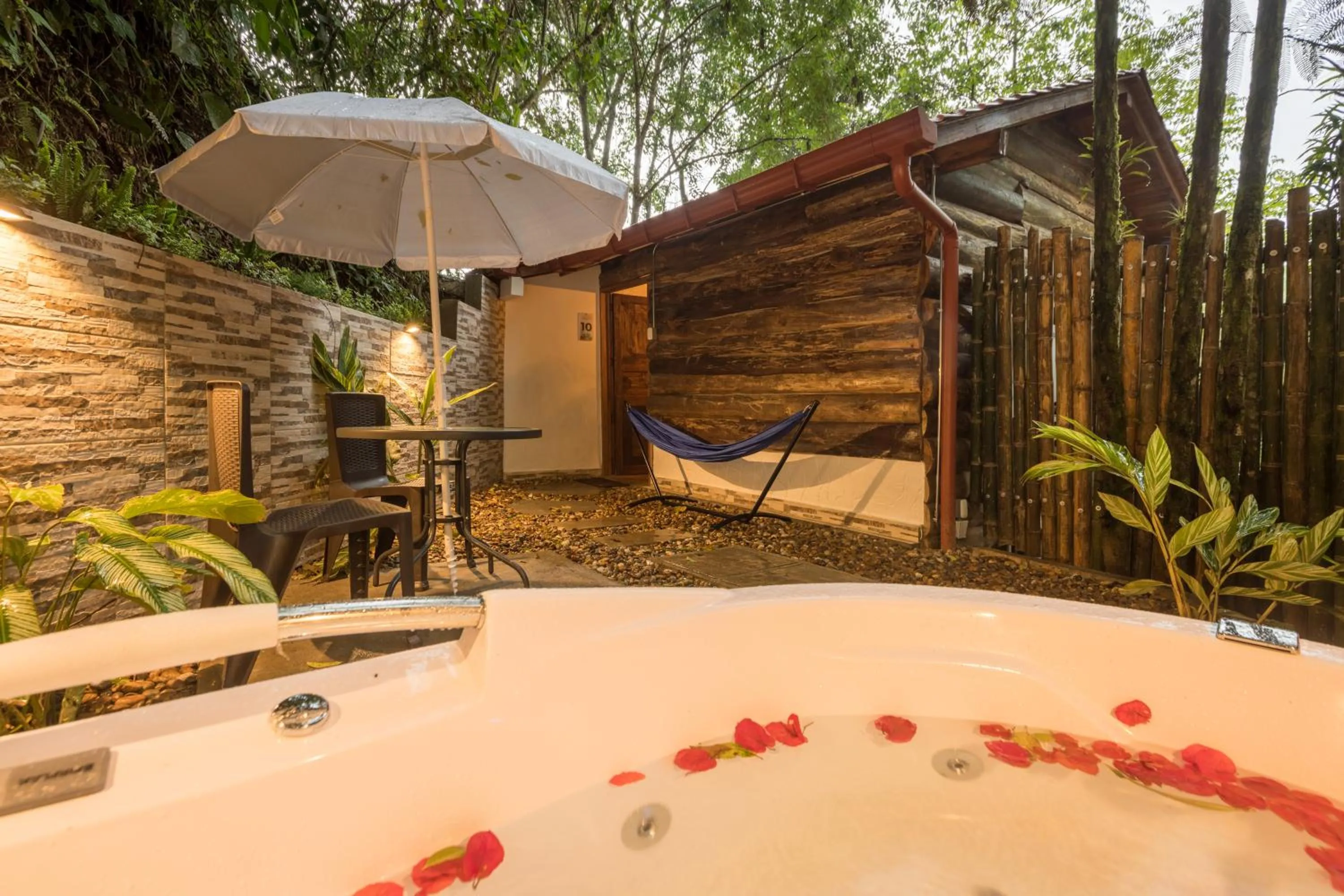 Patio in Ecohotel Piedemonte