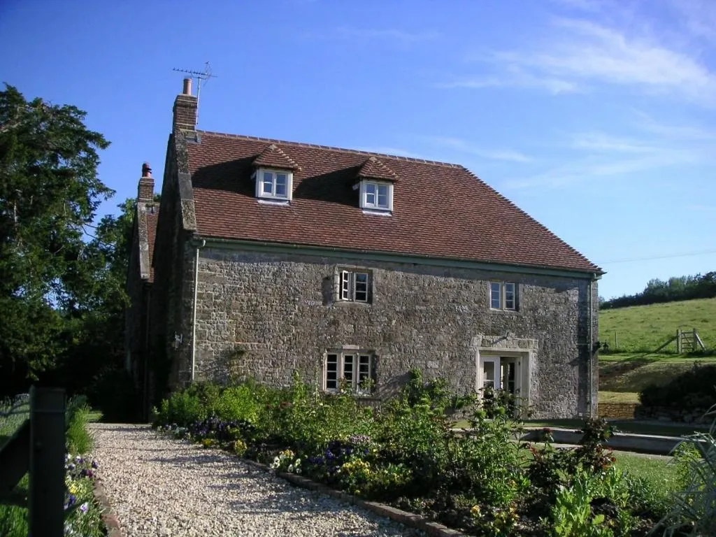 Cools Farm B&B + Cottages