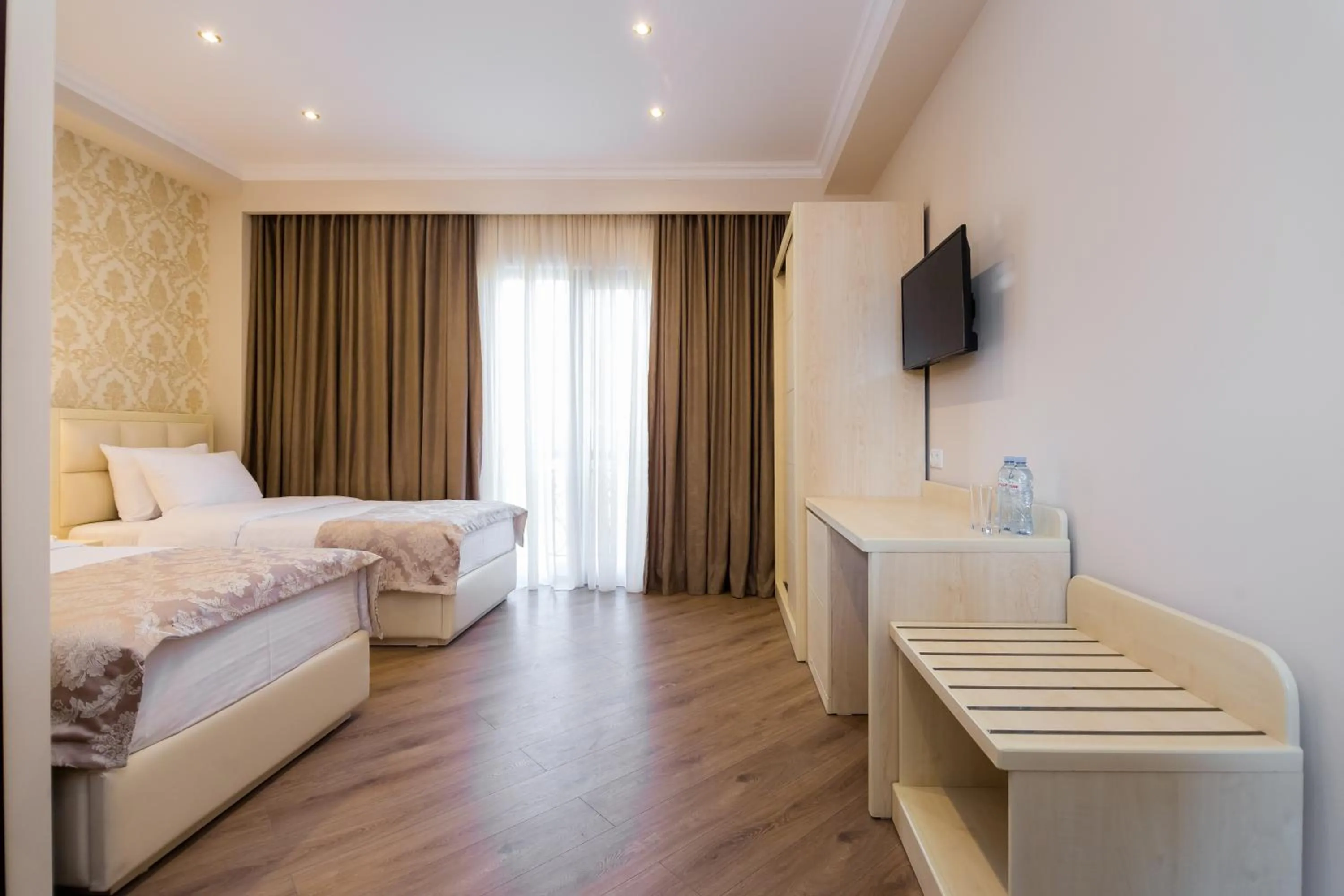 Photo of the whole room, Bed in Orchid Boutique Hotel