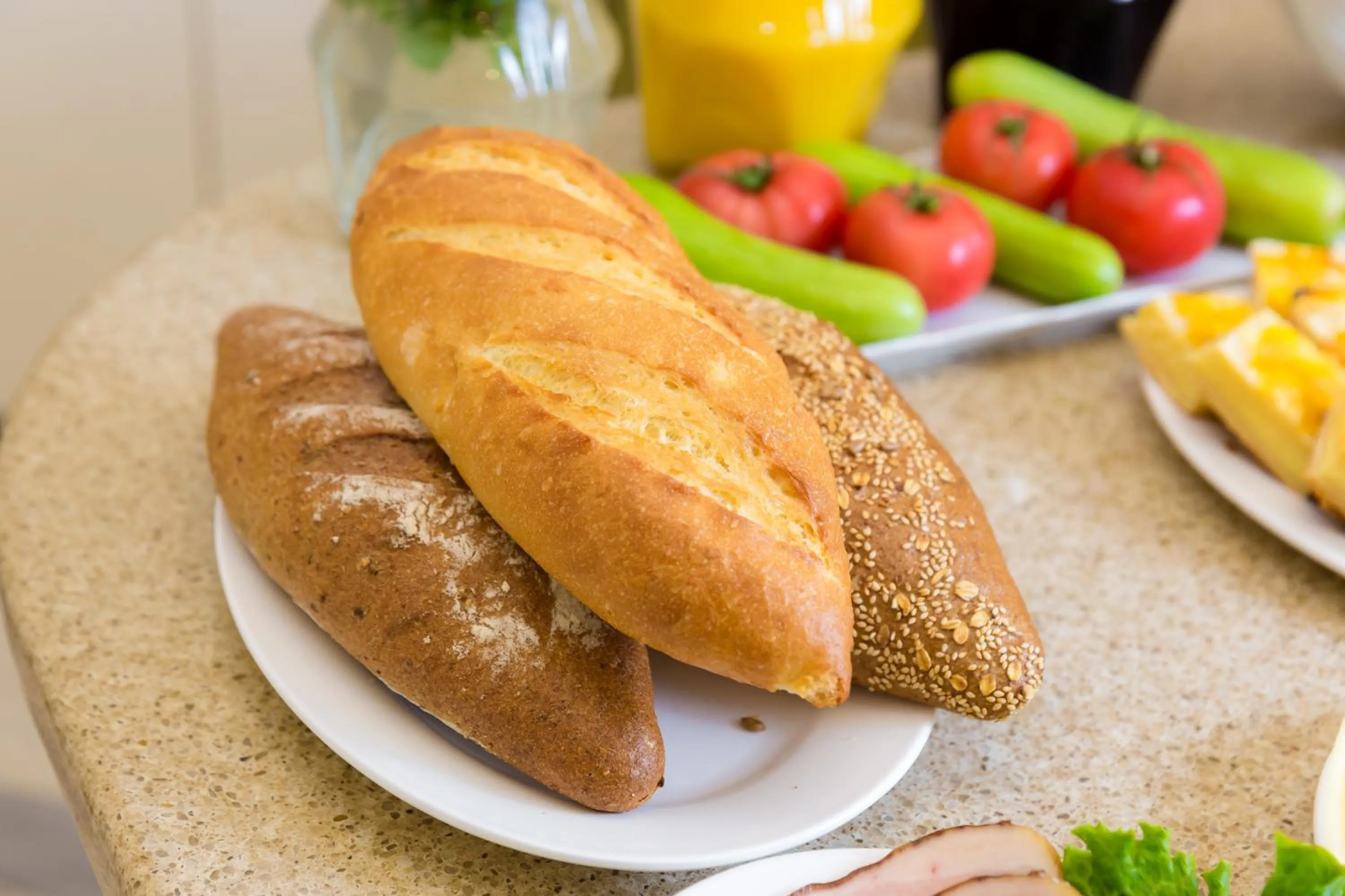 Restaurant/places to eat in Orchid Boutique Hotel