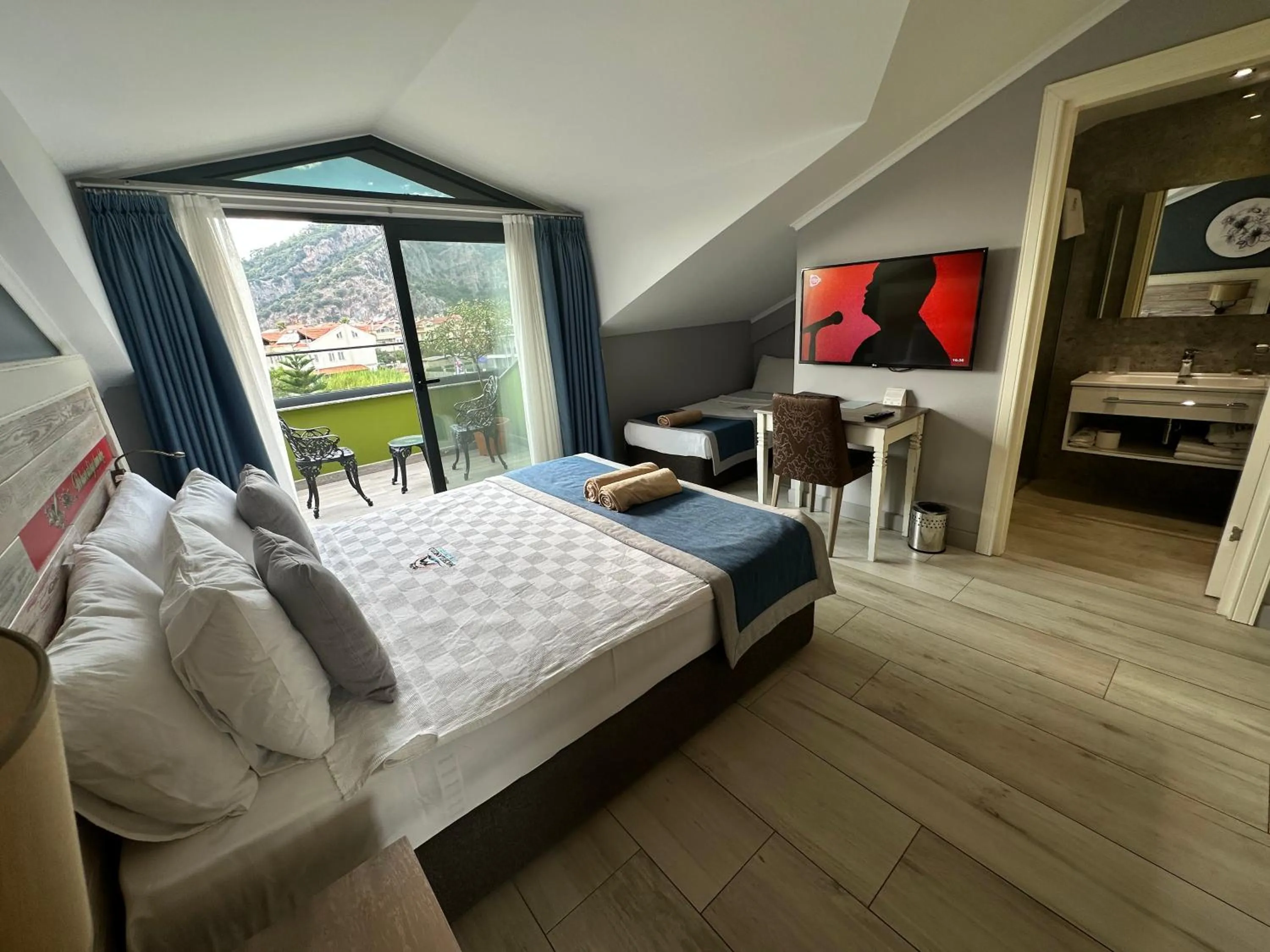 Photo of the whole room, Bed in Michelangelo Boutique Hotel Dalyan