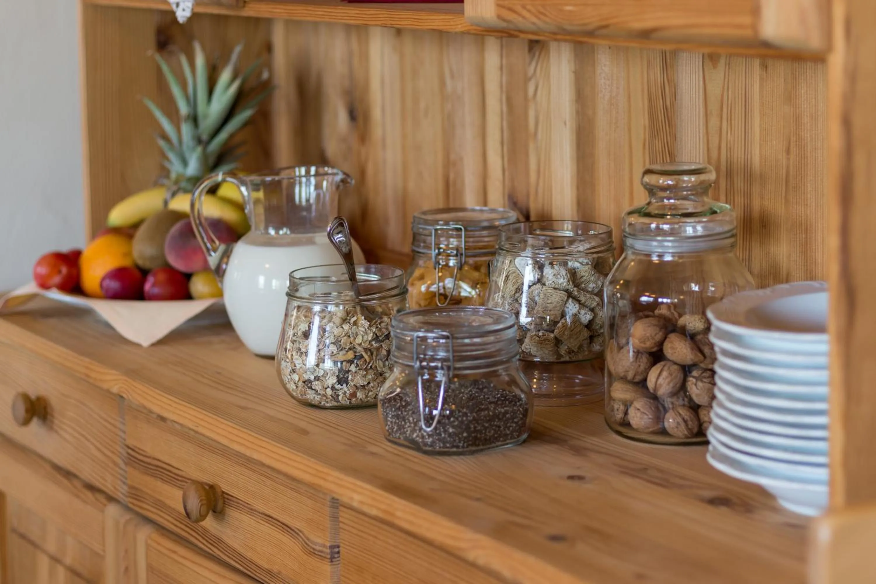 Coffee/tea facilities in Gästehaus Burgblick