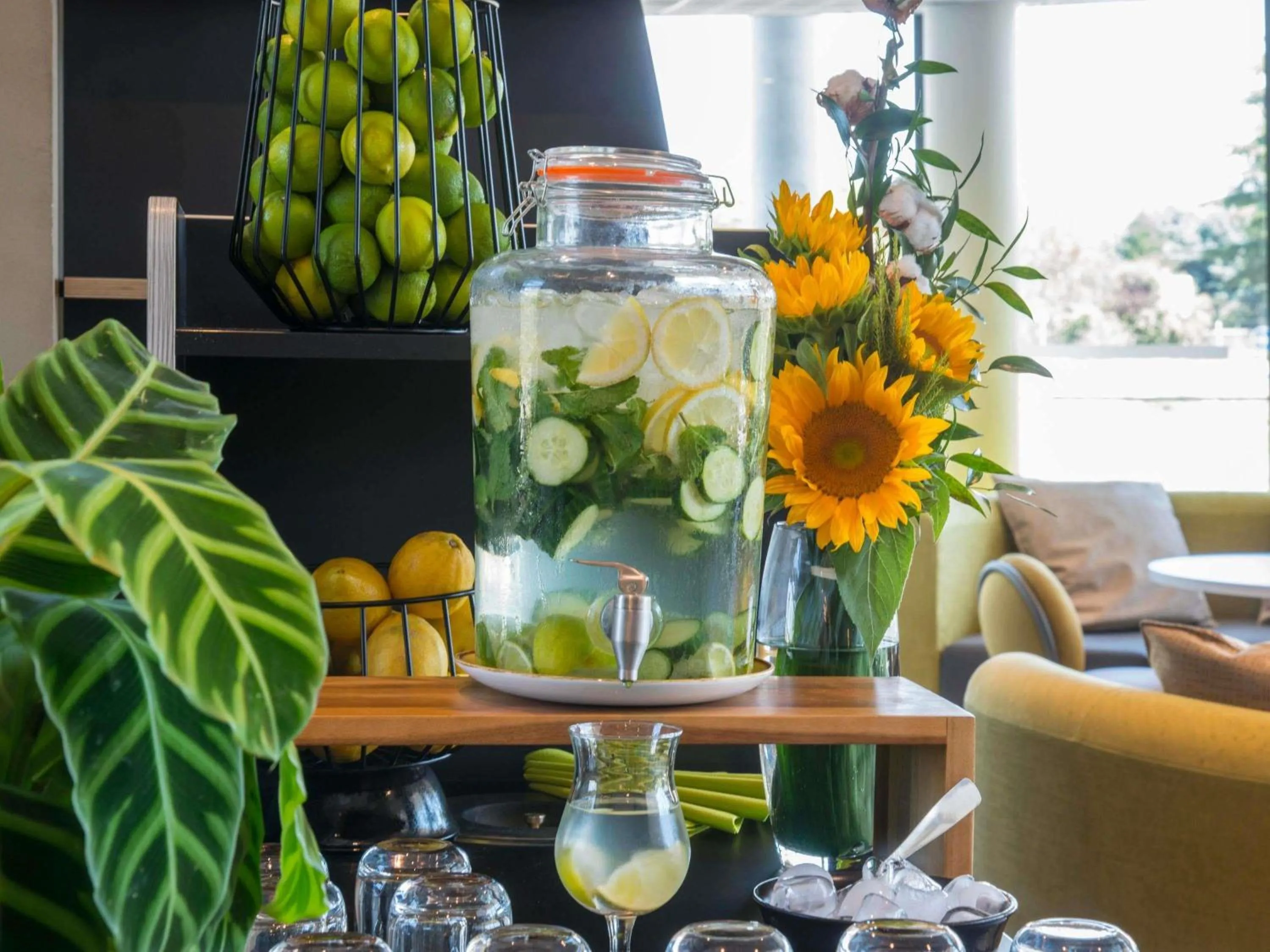 Meeting/conference room in ibis Styles Pertuis Portes du Luberon