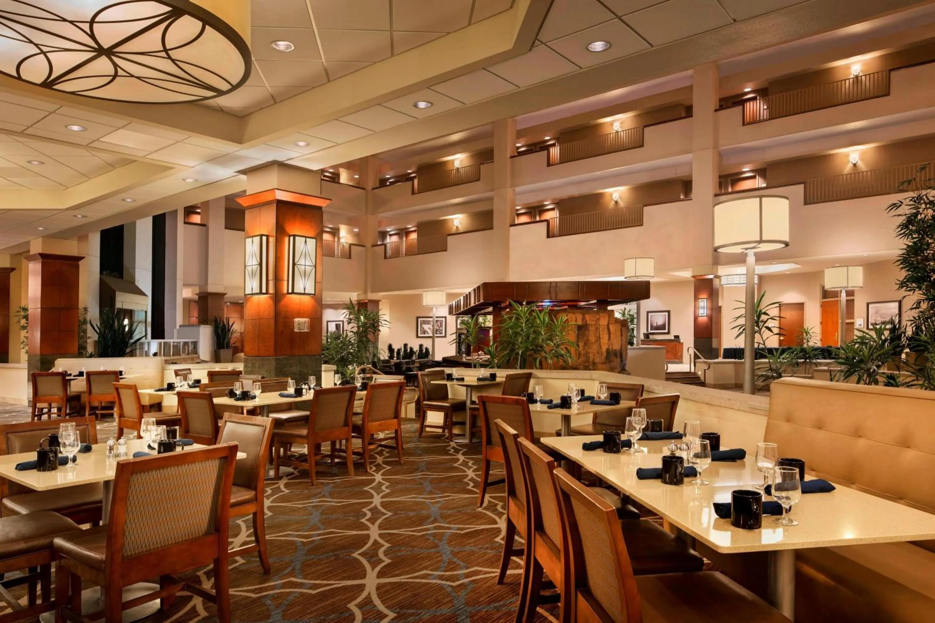 Restaurant/places to eat in Sheraton Sioux Falls Hotel & Convention Center