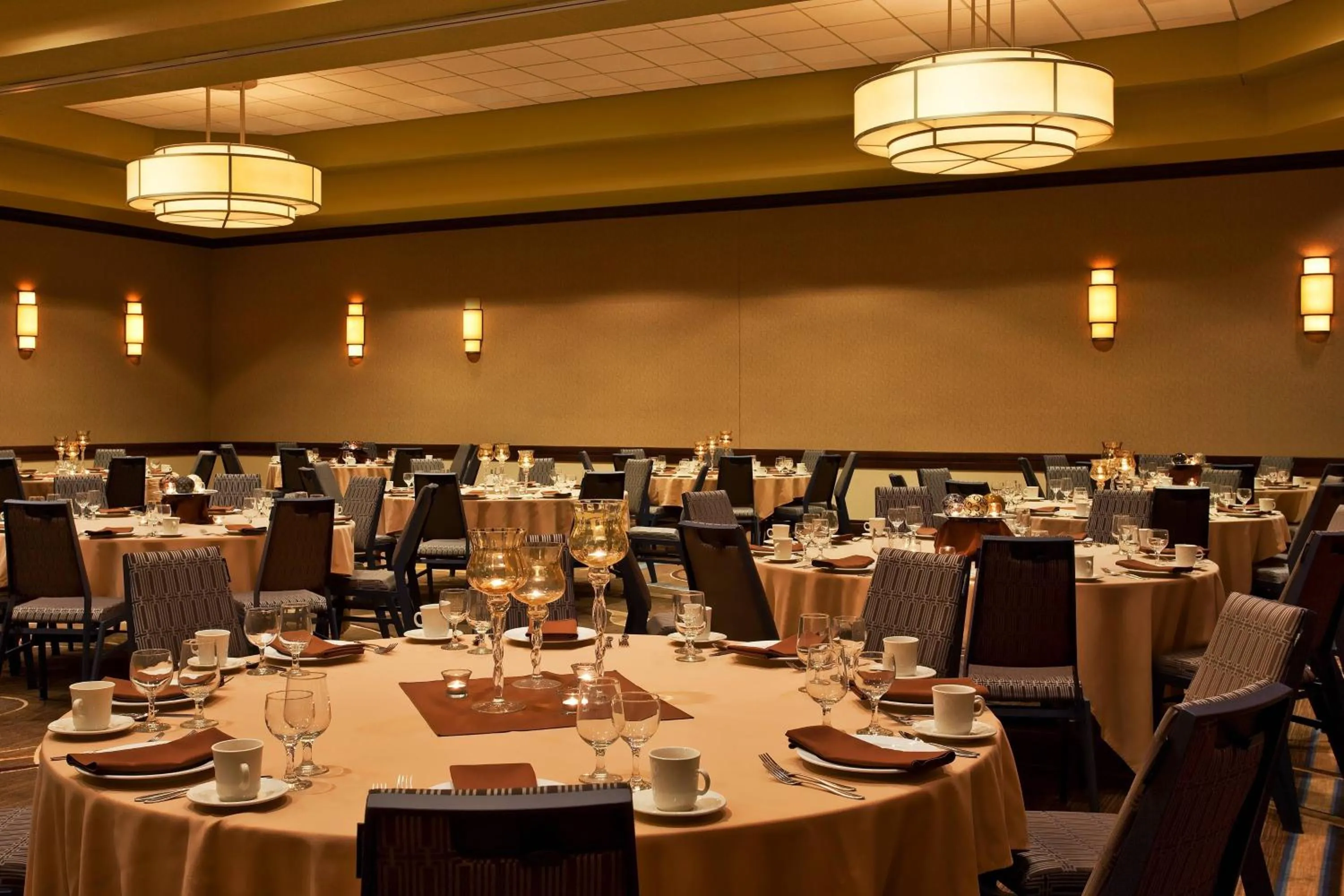 Meeting/conference room in Sheraton Sioux Falls Hotel & Convention Center