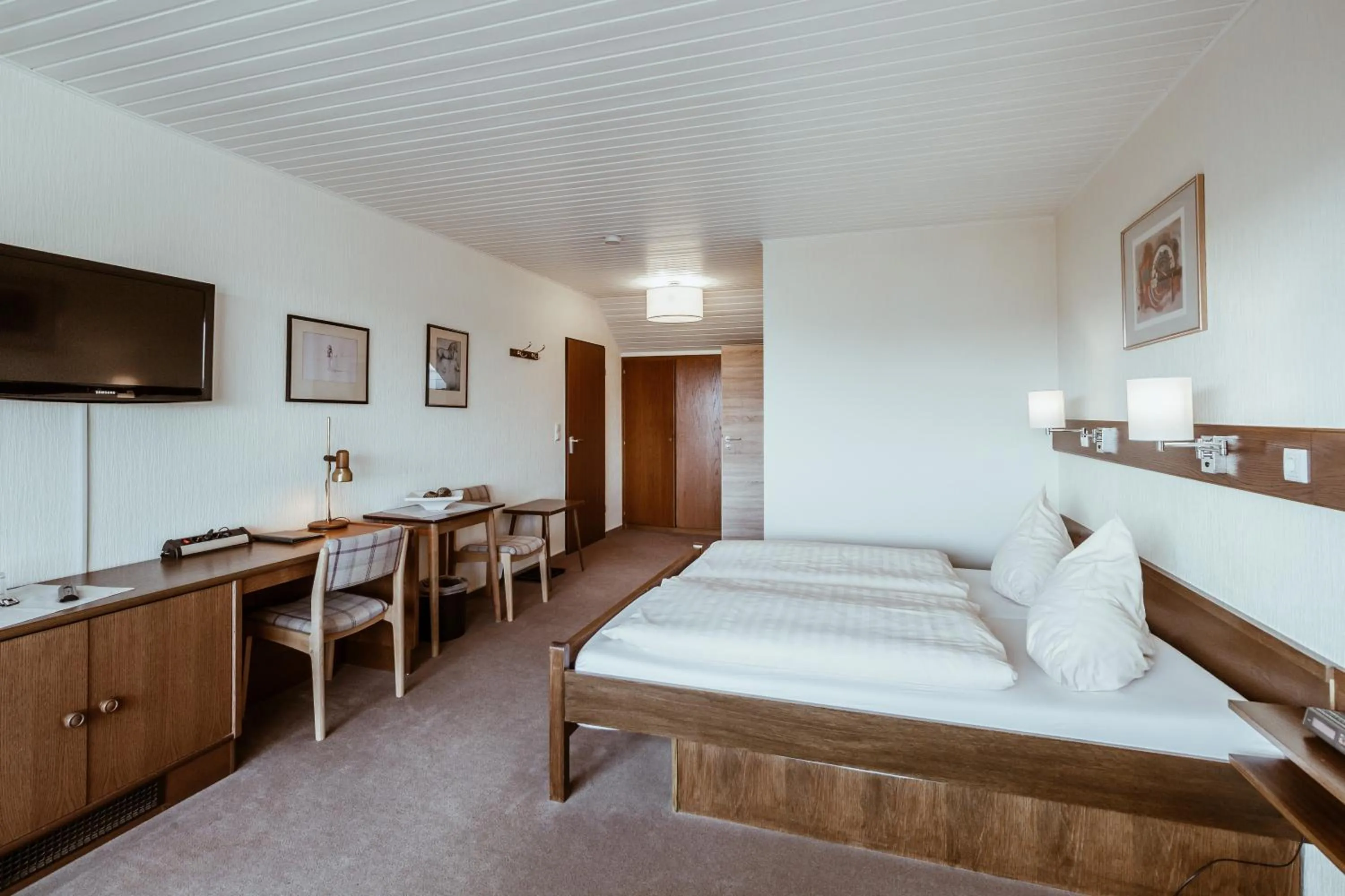 Photo of the whole room, Bed in Landgasthaus Pfahl