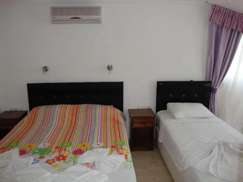 Photo of the whole room, Bed in Hotel Uygar
