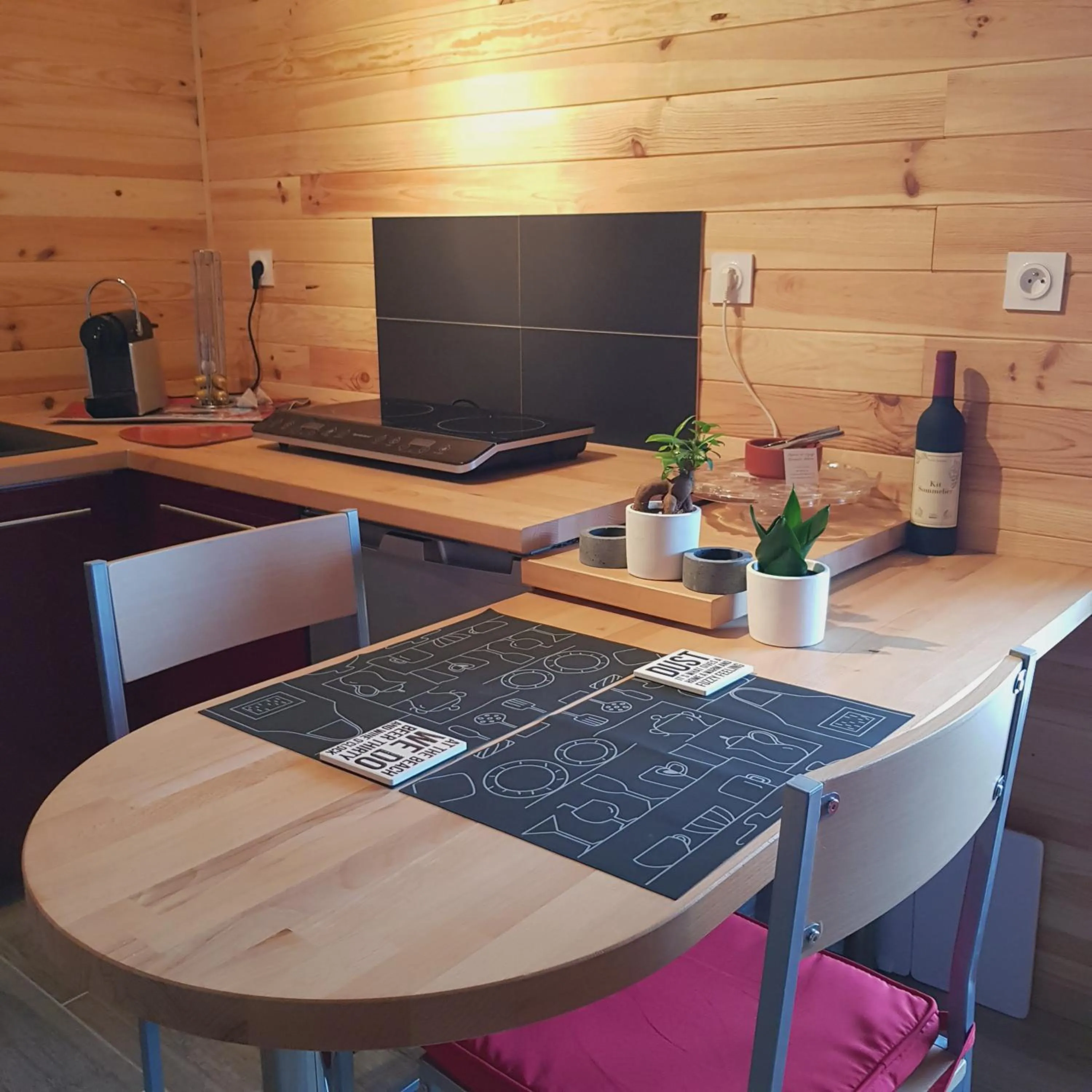Dining area in AUBRAC Spa