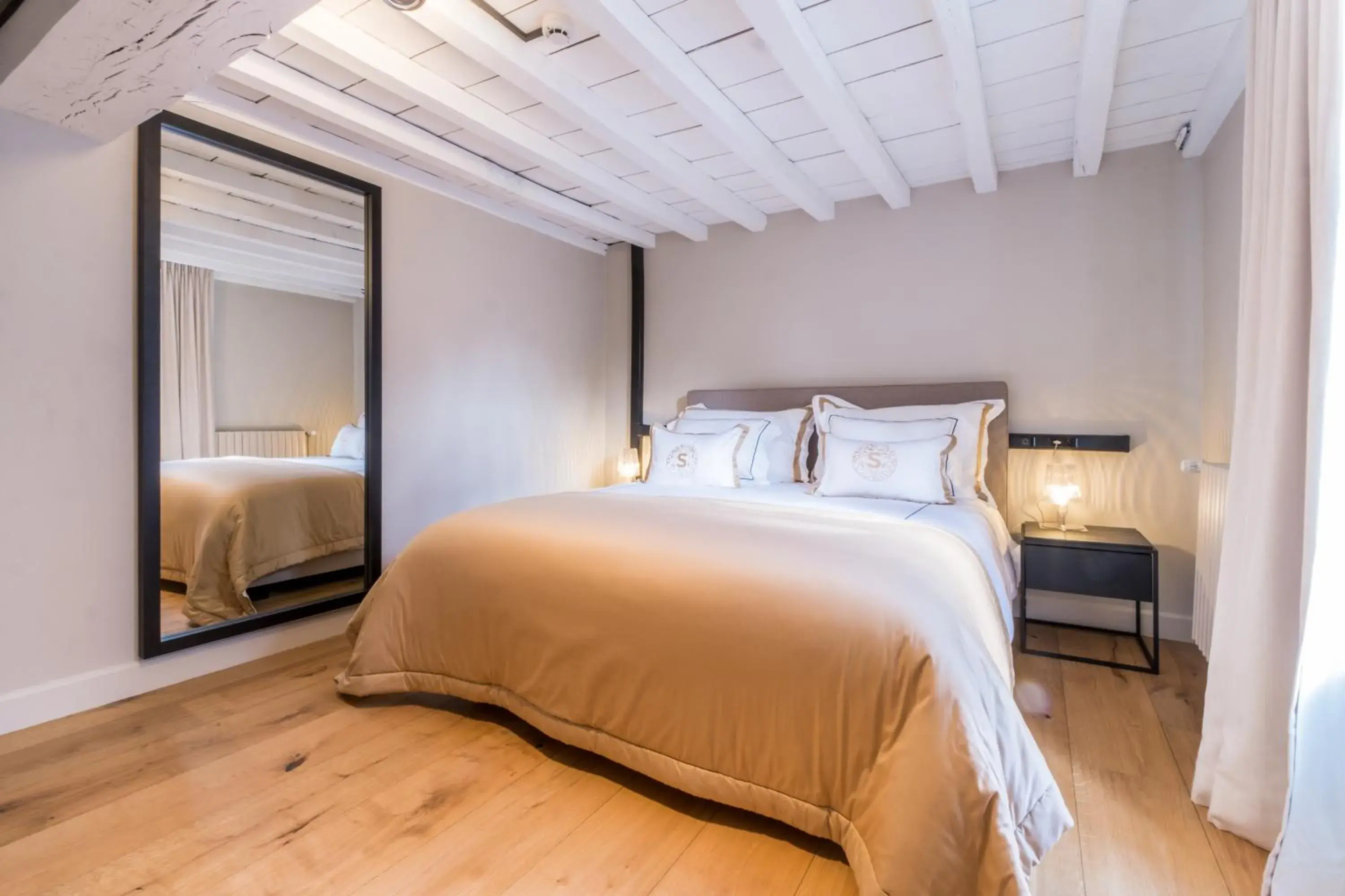 Deluxe Suite - single occupancy in B&B Sterckxhof Deluxe Suite - single occupancy in B&B Sterckxhof