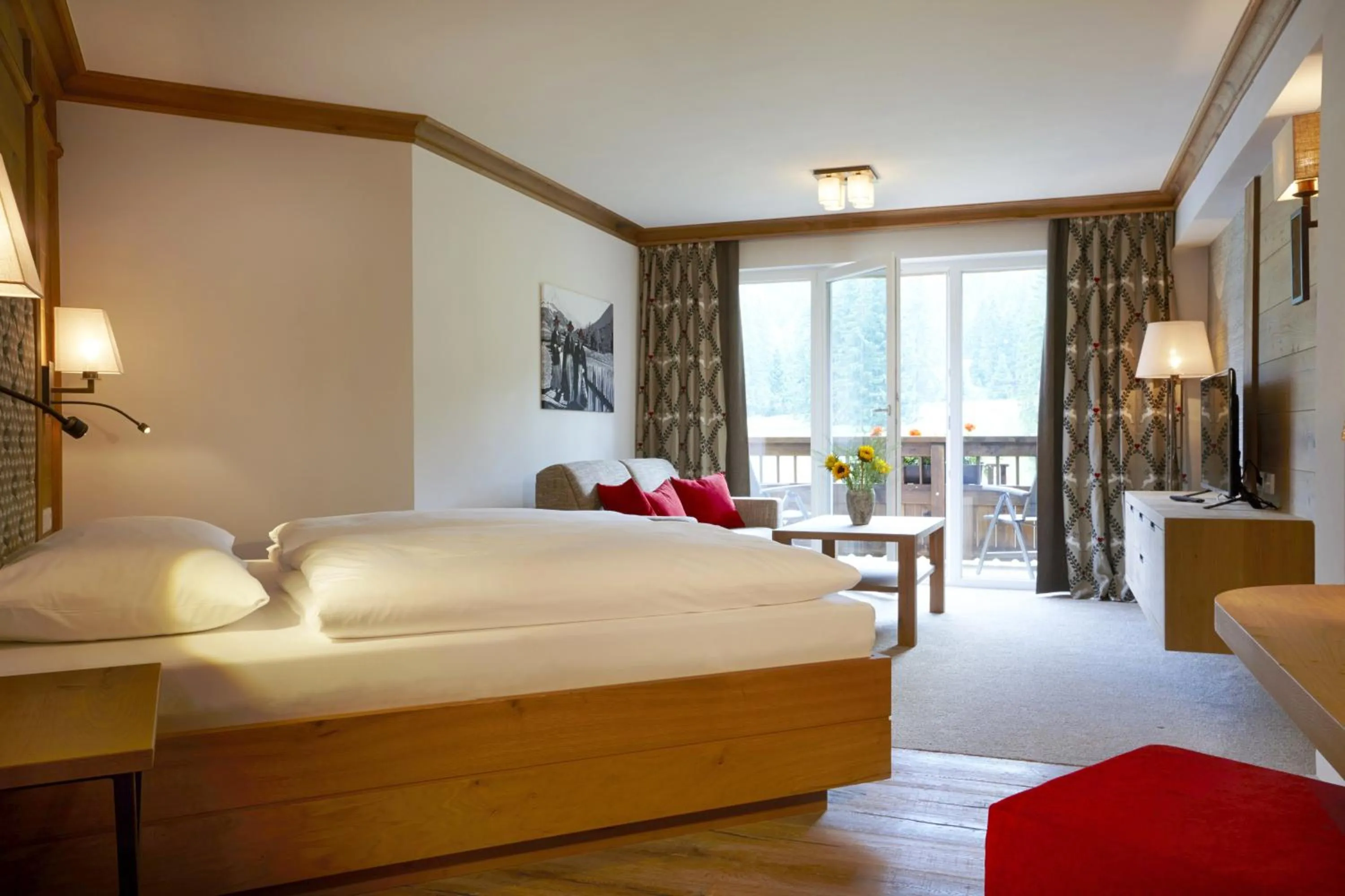 Photo of the whole room, Bed in Hotel Sonnenhof