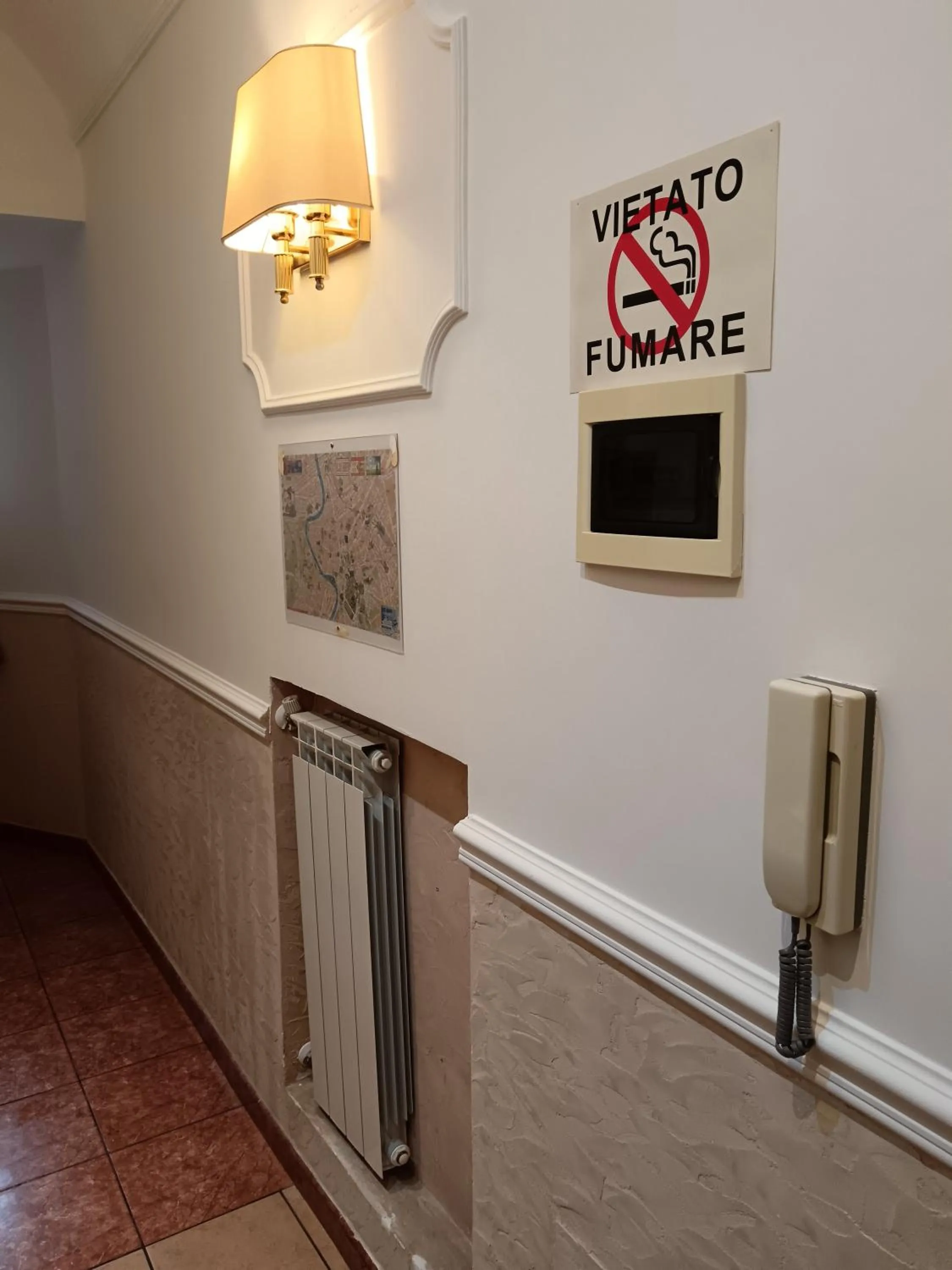 Communal lounge/ TV room in Appartamento Privato Simone