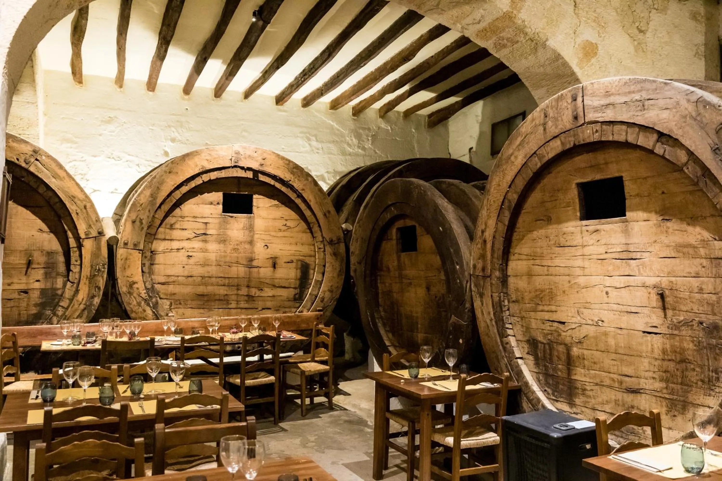 Restaurant/places to eat in Can Font