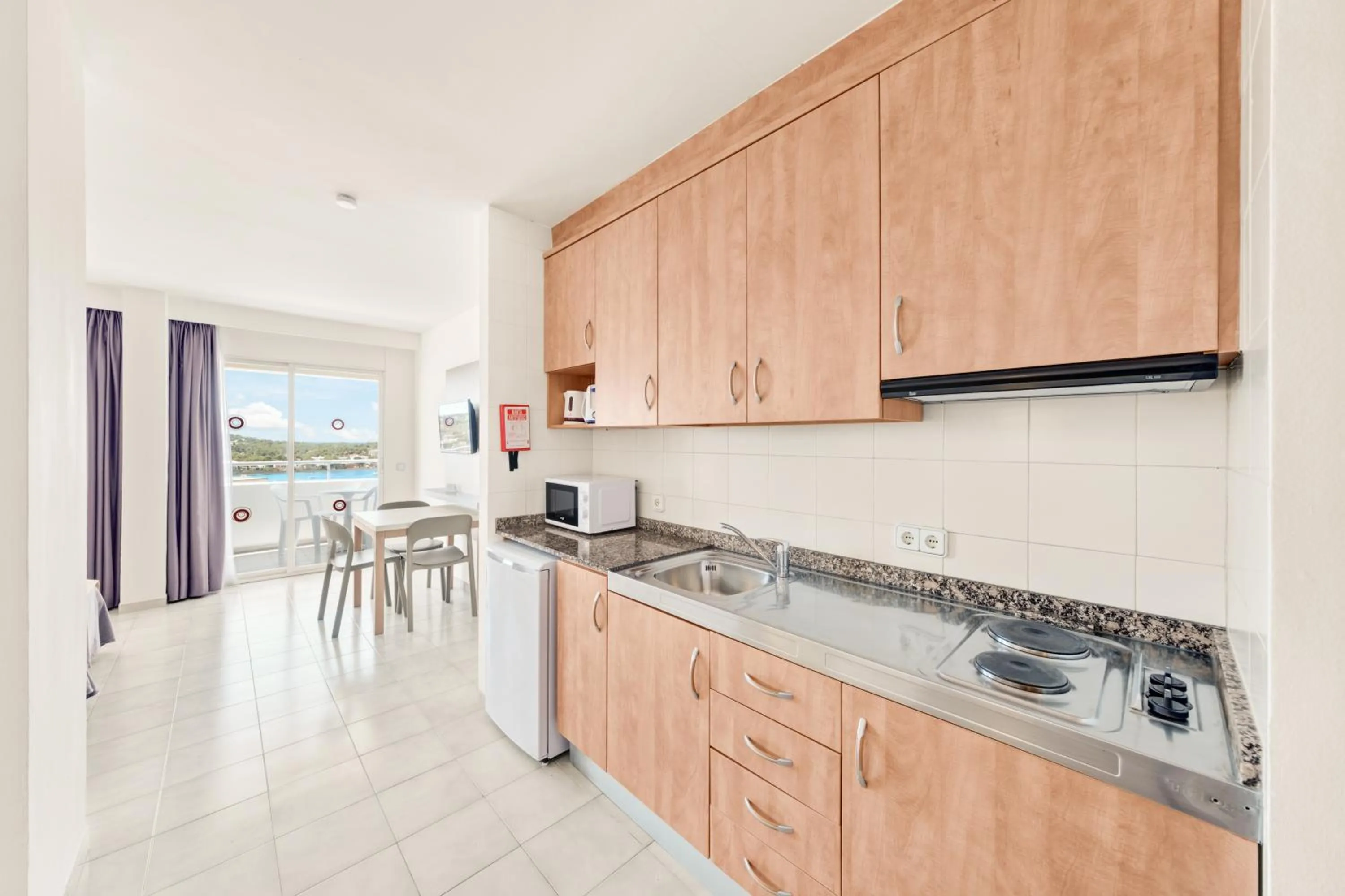 Kitchen or kitchenette in Apartamentos Vista Club