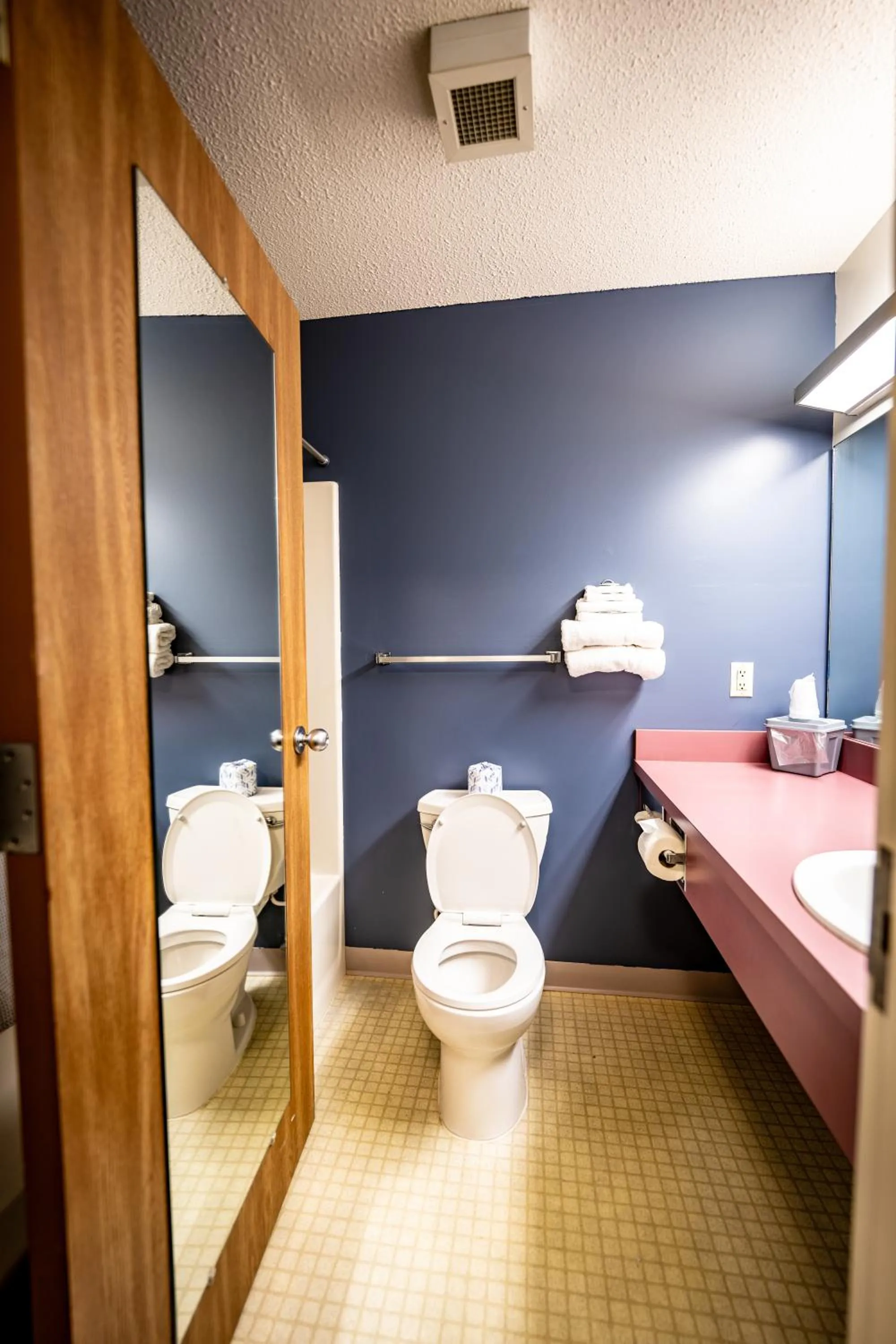 Manistee Inn & Marina