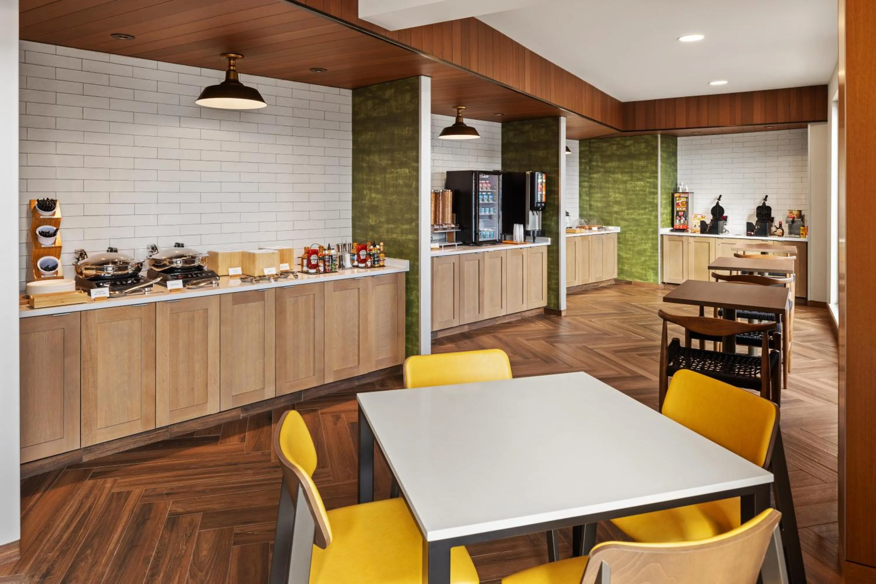 Breakfast in Fairfield by Marriott Inn & Suites Cedar Rapids North