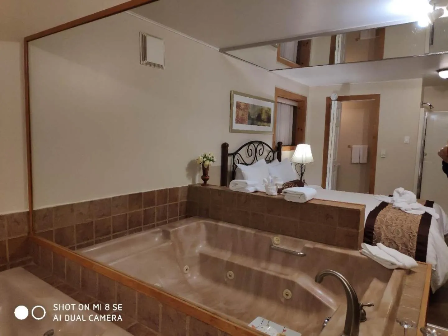 Bed in Motel Chantolac