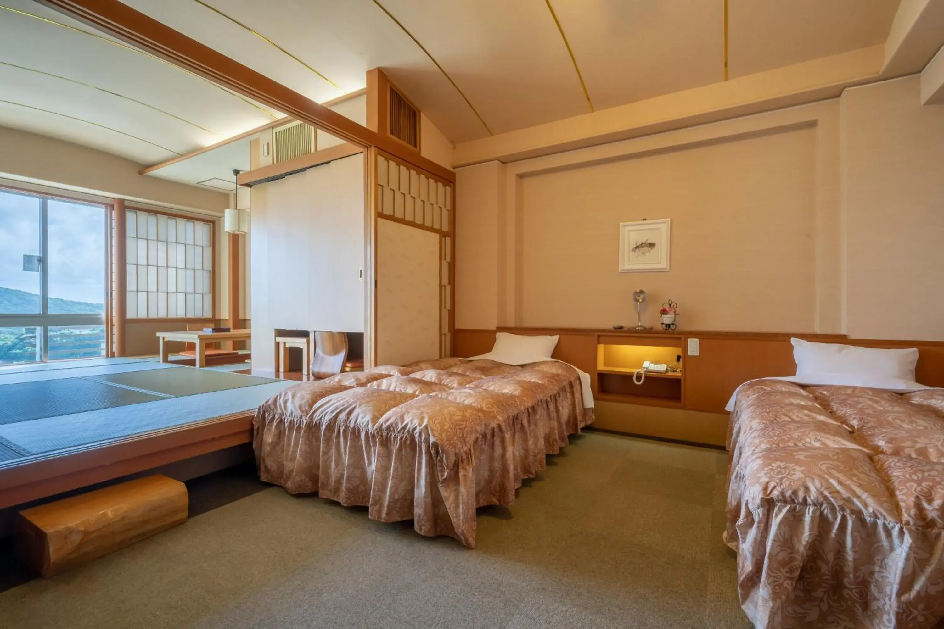 Quadruple Room - Disability Access in Senpokaku Quadruple Room - Disability Access in Senpokaku