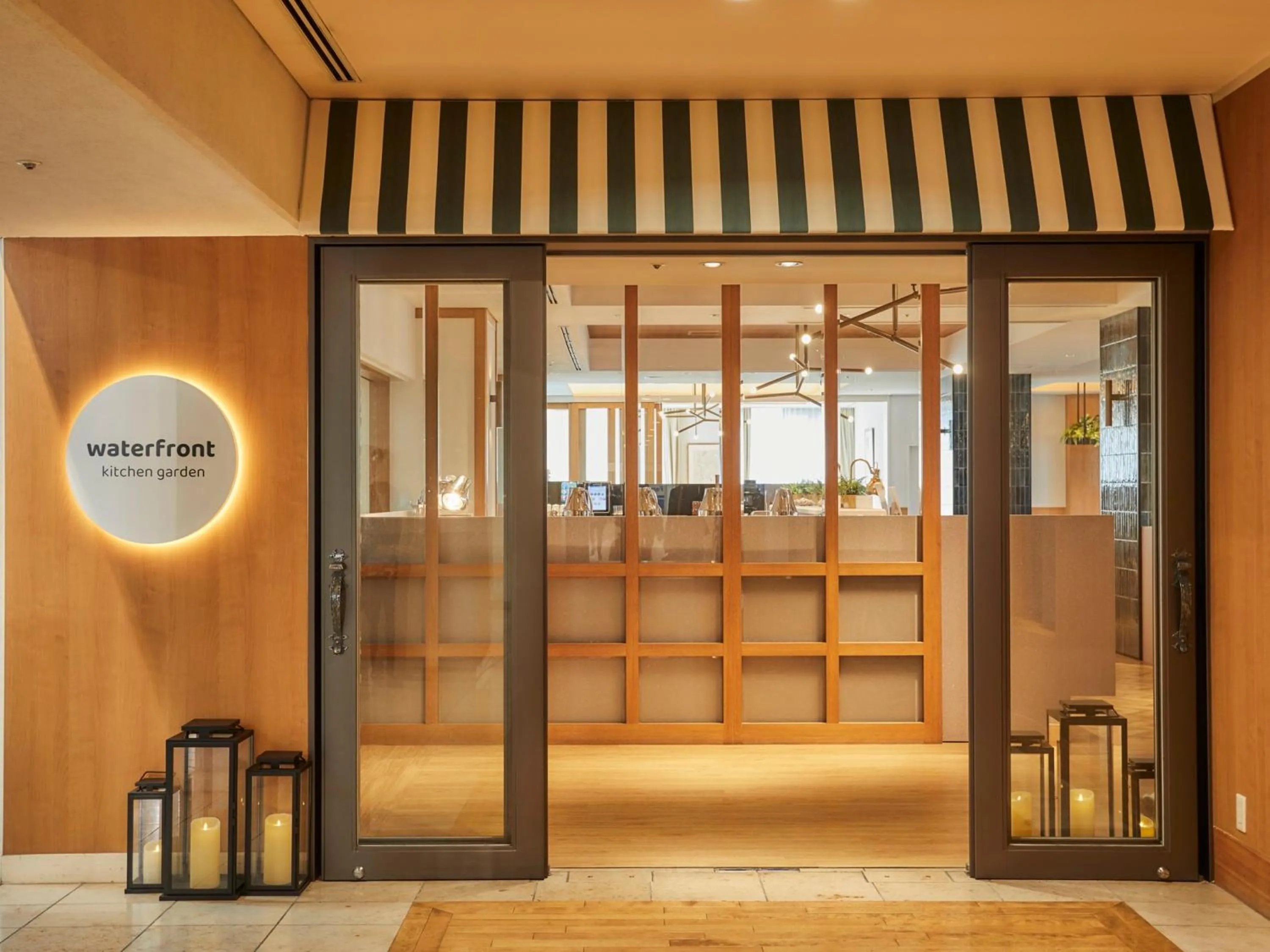 Restaurant/places to eat in Kansai Airport Washington Hotel