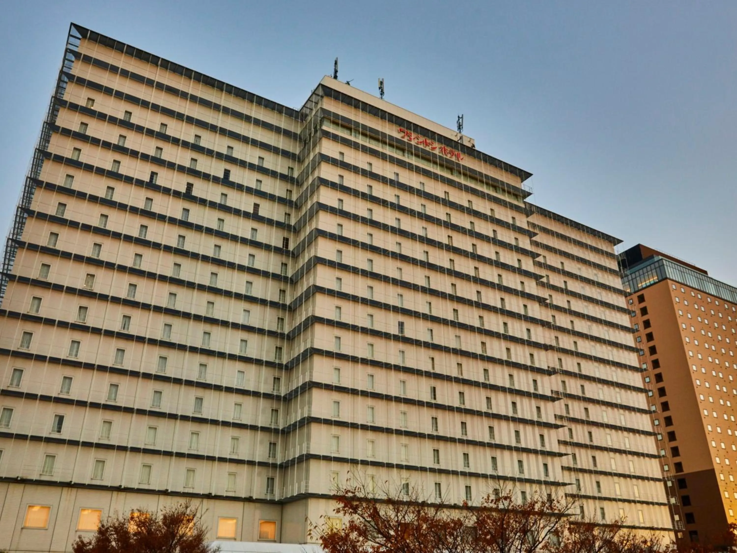 Property building in Kansai Airport Washington Hotel
