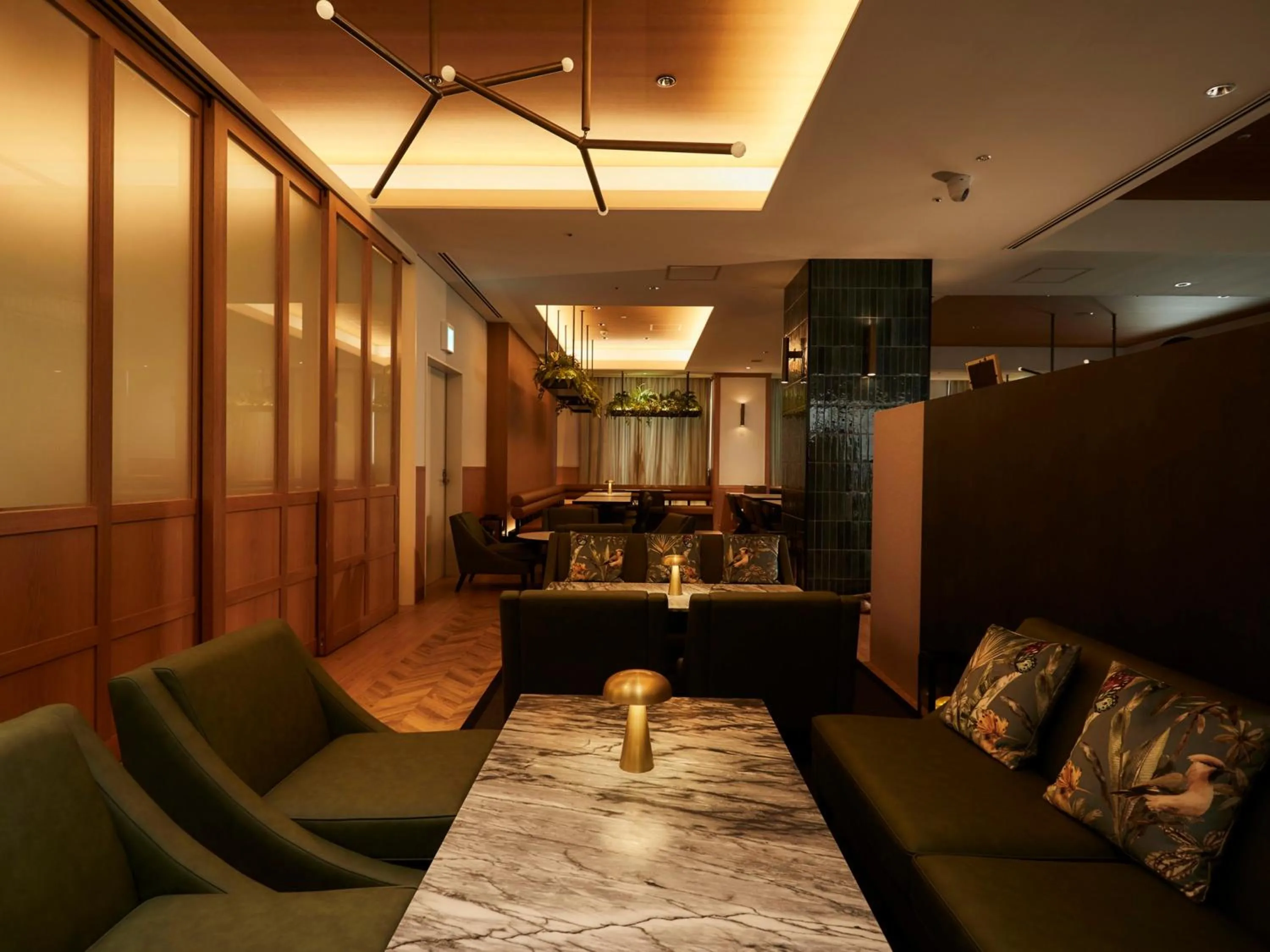 Restaurant/places to eat in Kansai Airport Washington Hotel