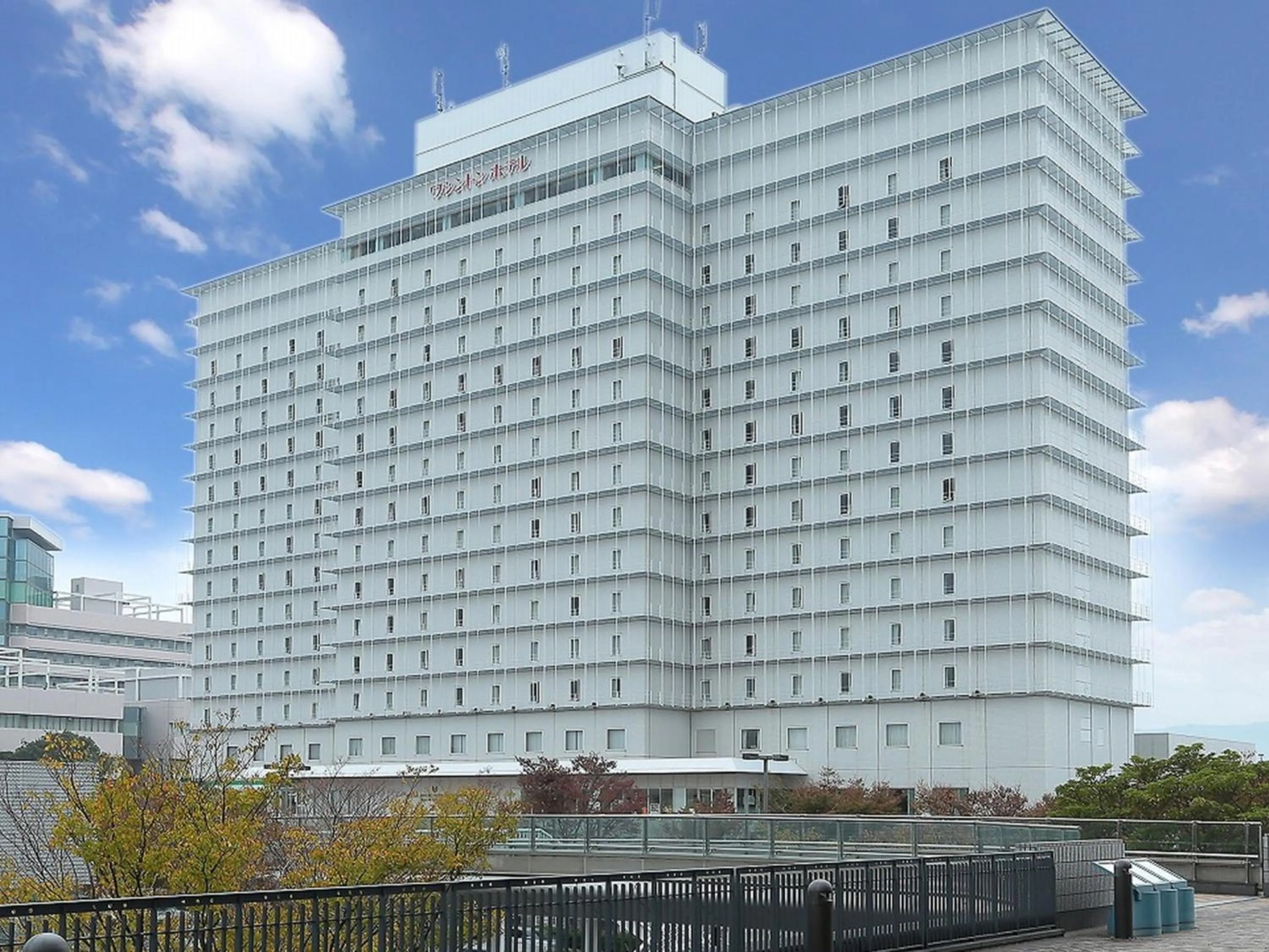 Property building in Kansai Airport Washington Hotel