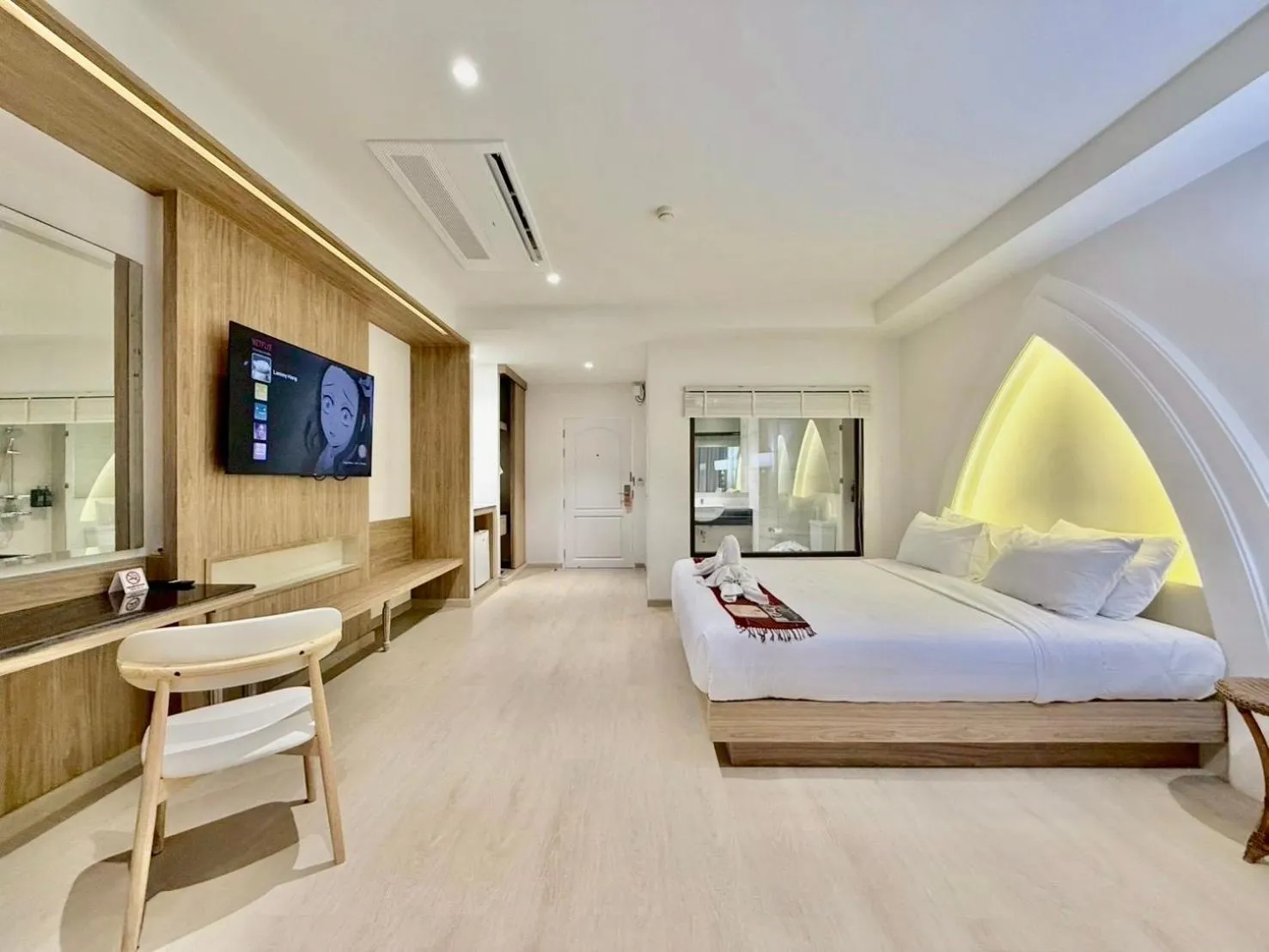 Bed in Phanomrungpuri Hotel Buriram