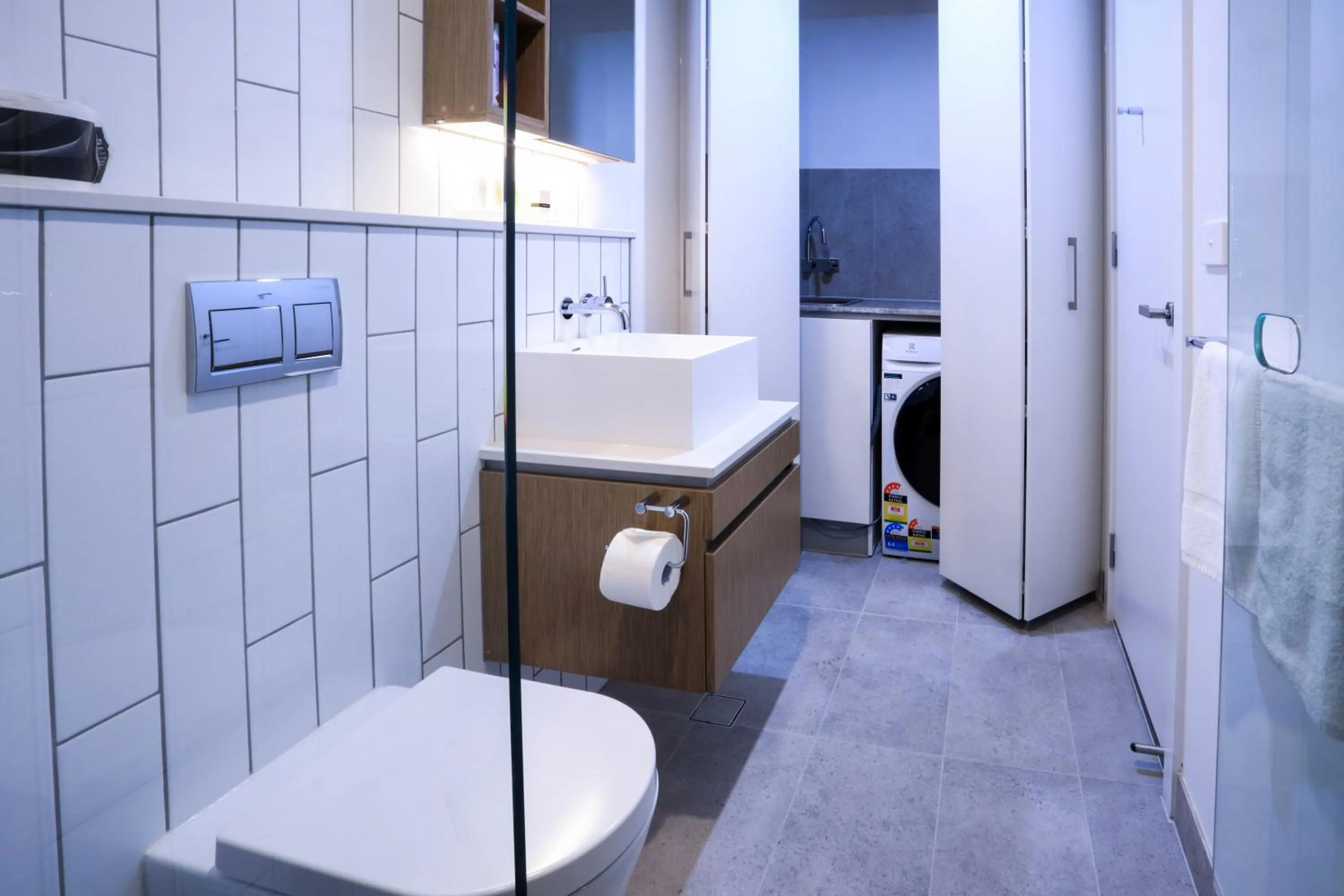 Toilet in Spencer Street Apartments