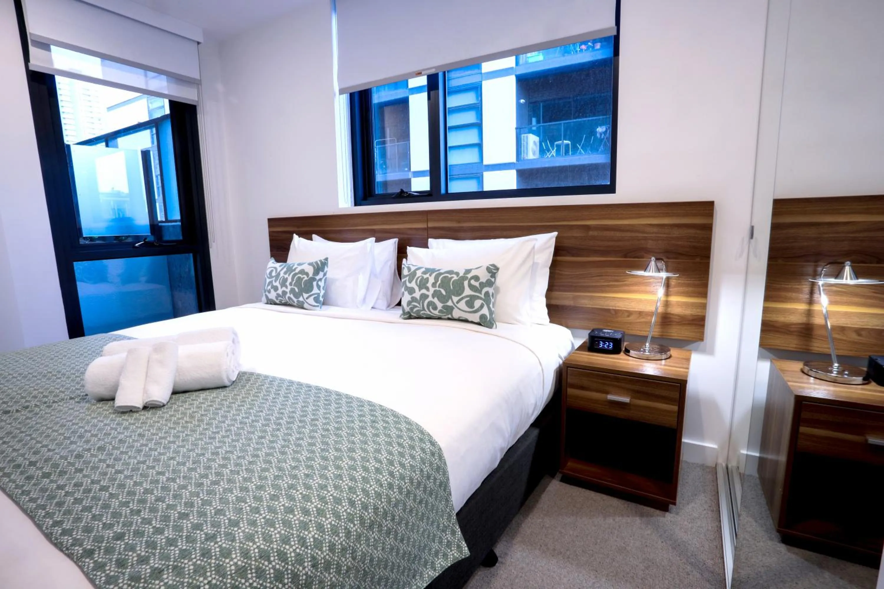 Bedroom, Bed in Spencer Street Apartments