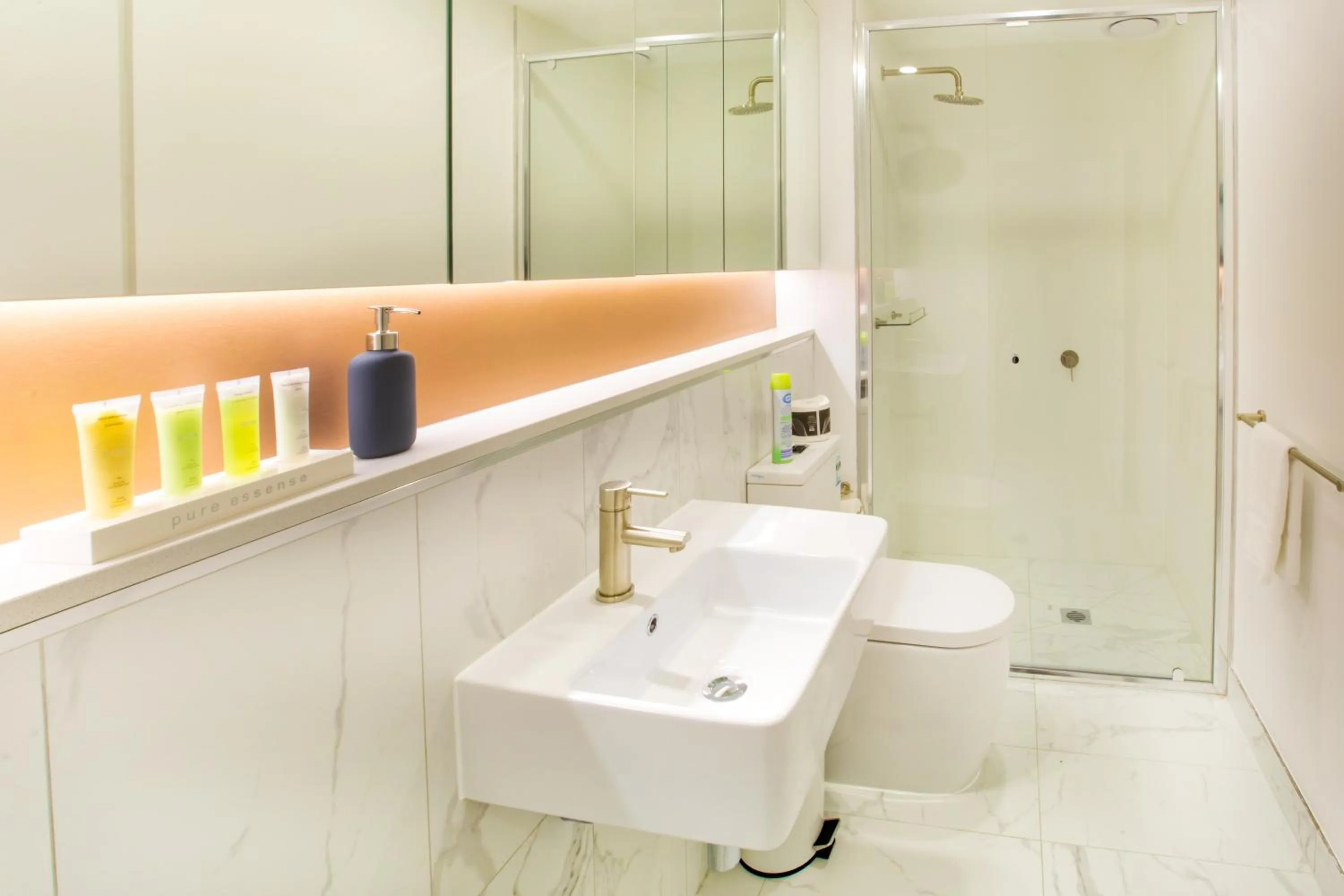 Shower in Spencer Street Apartments