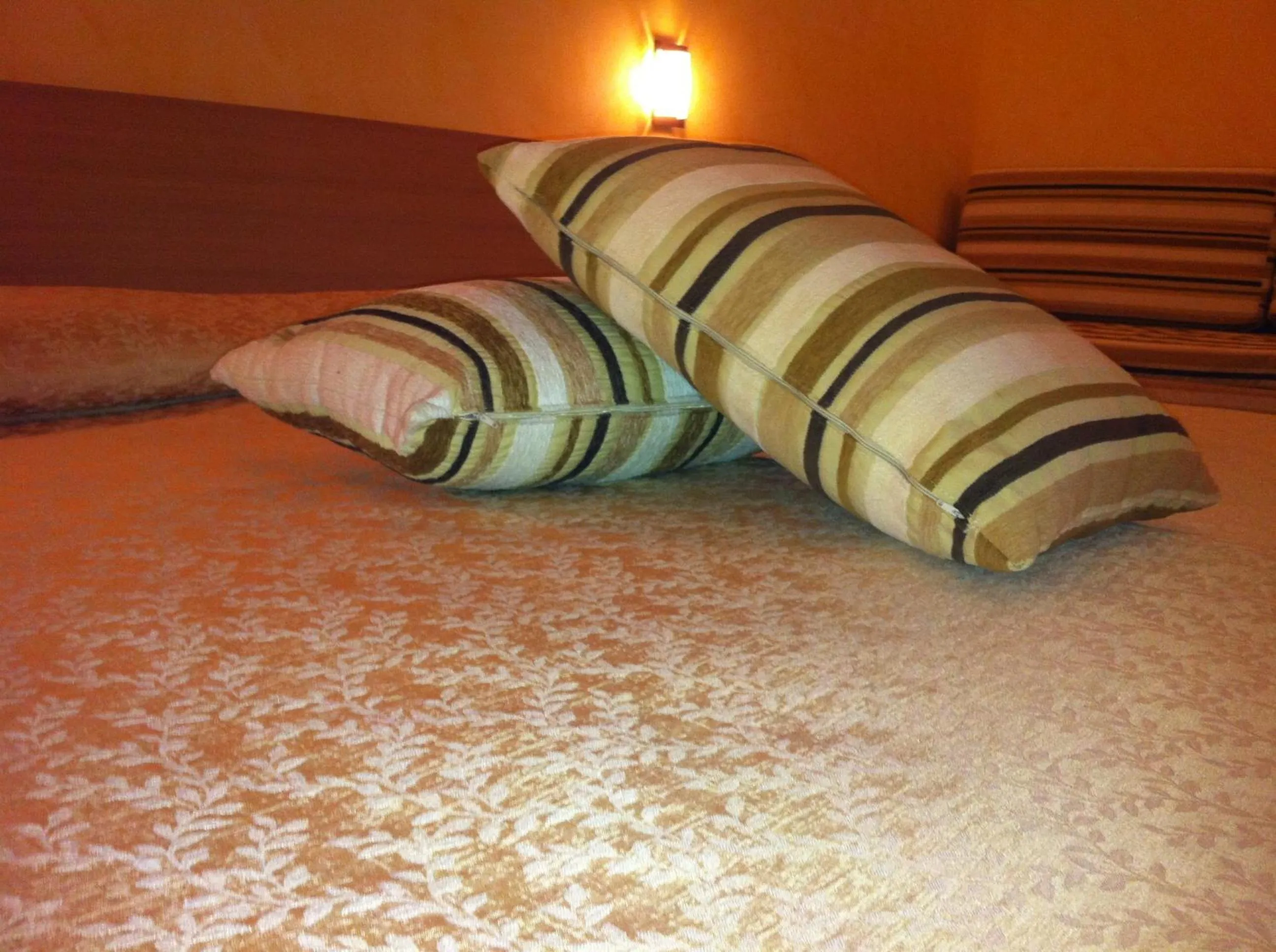 Decorative detail, Bed in Hotel Onda Bleu