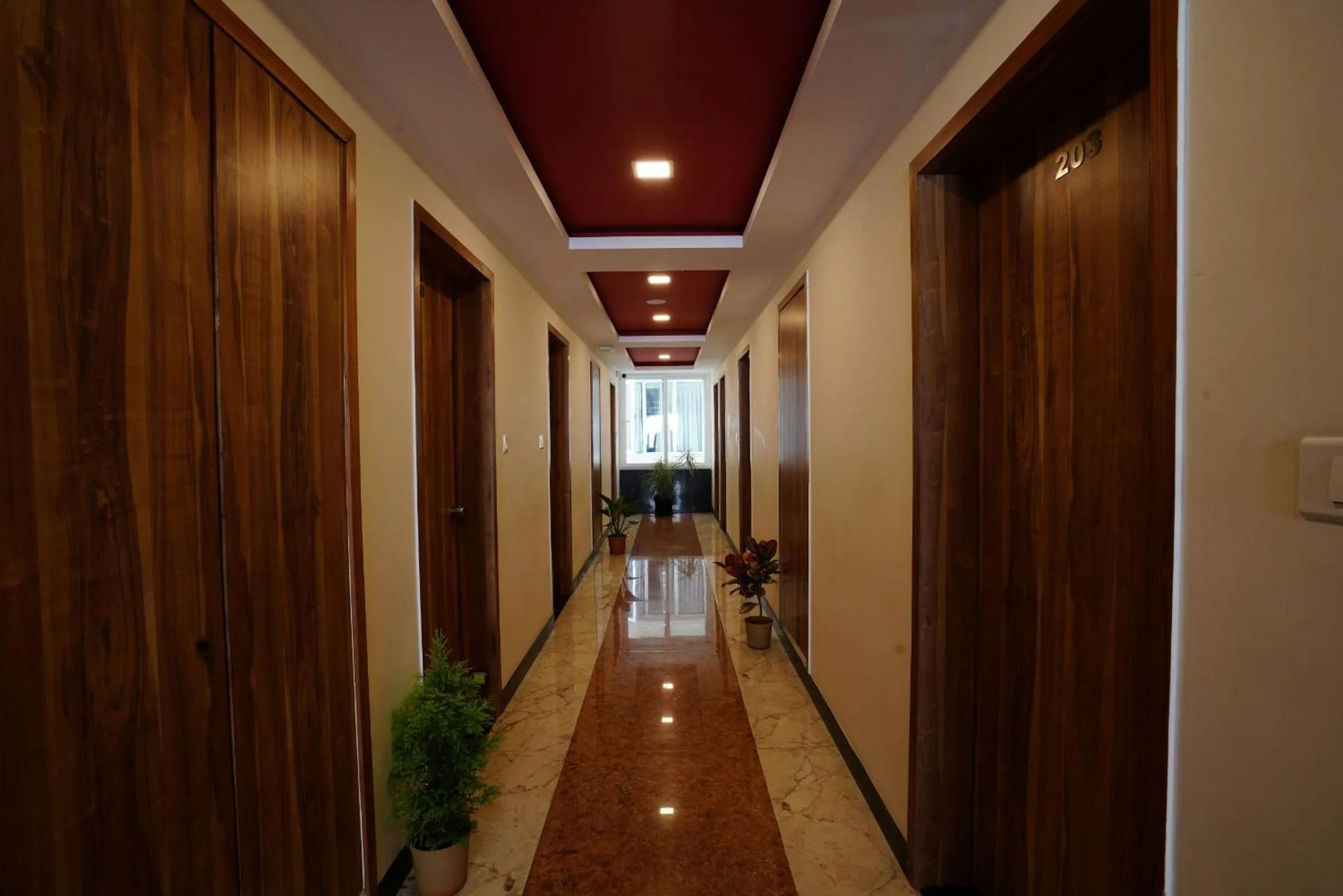 Guests in Silicon Inn Hotel Bangalore Airport