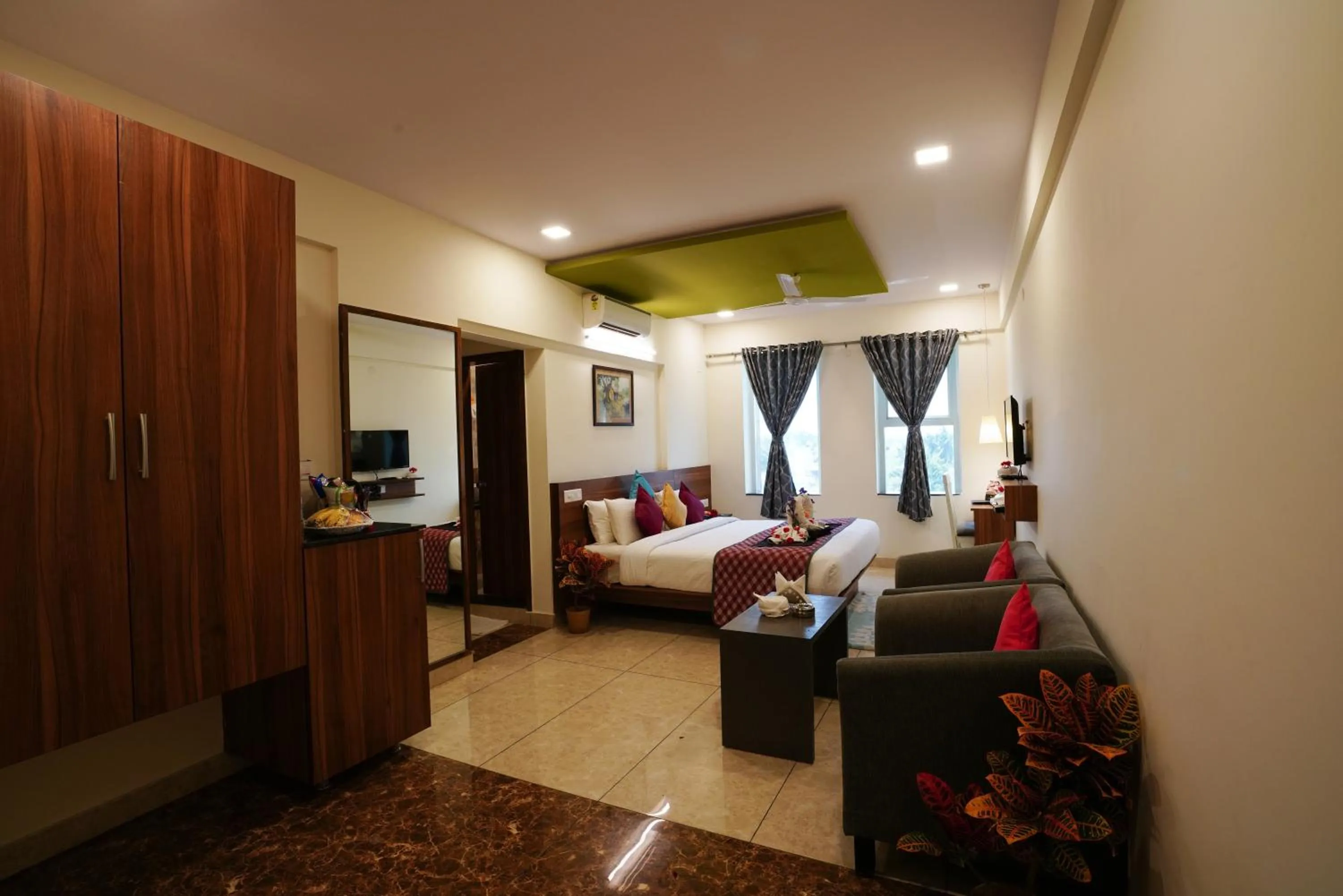 TV and multimedia in Silicon Inn Hotel Bangalore Airport