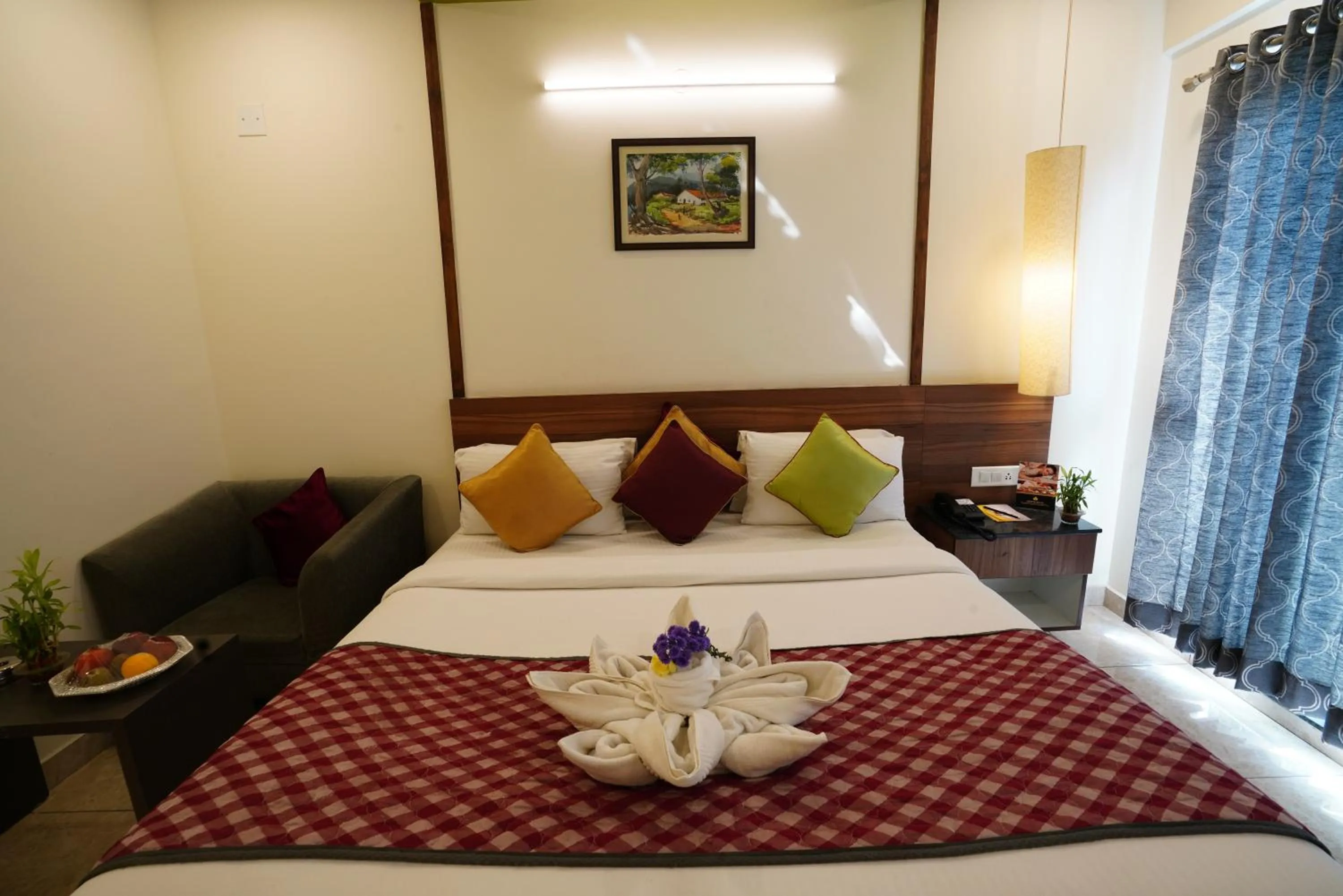 Bed in Silicon Inn Hotel Bangalore Airport