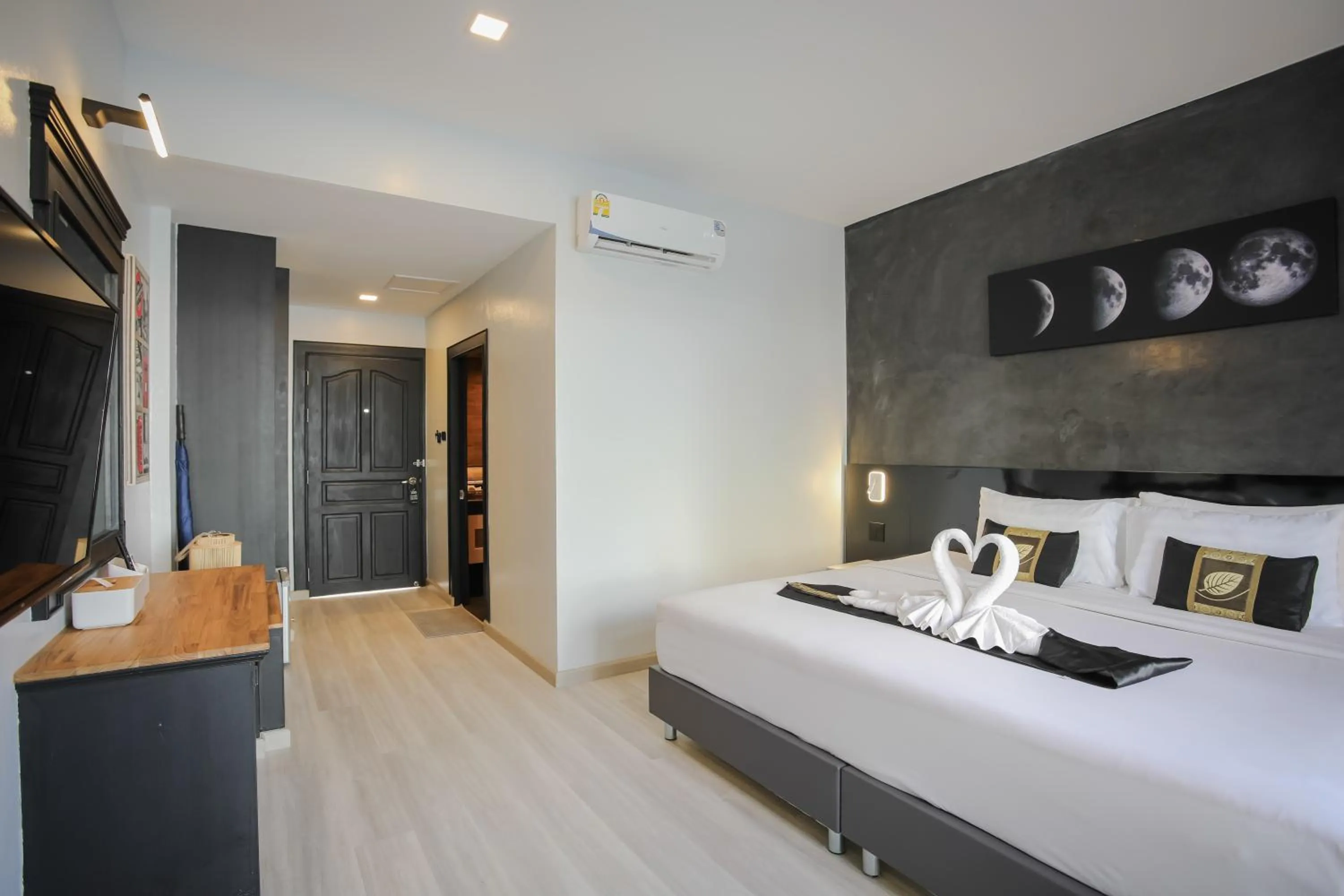 Bed in ETK Patong Resort