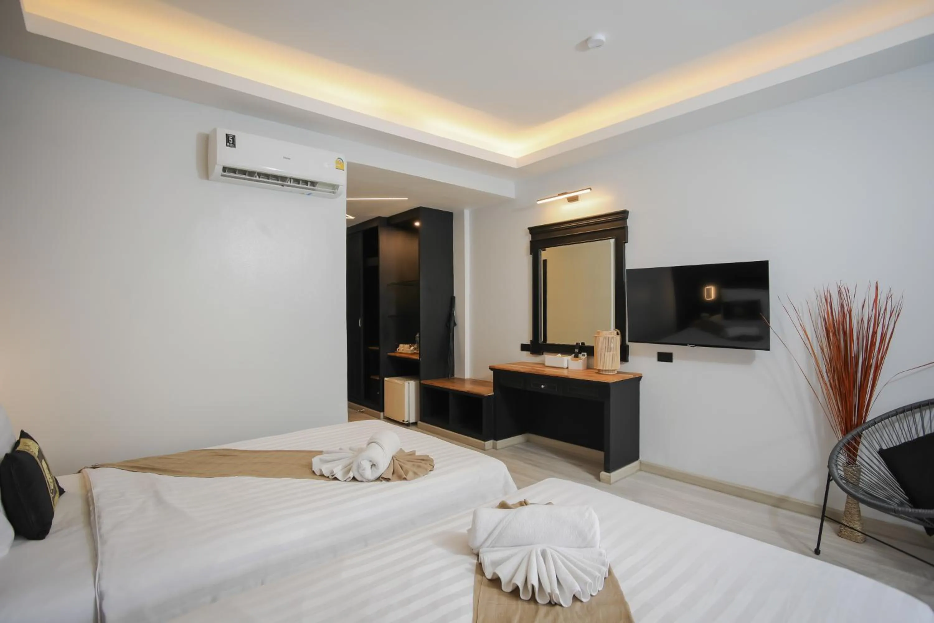 Bed in ETK Patong Resort