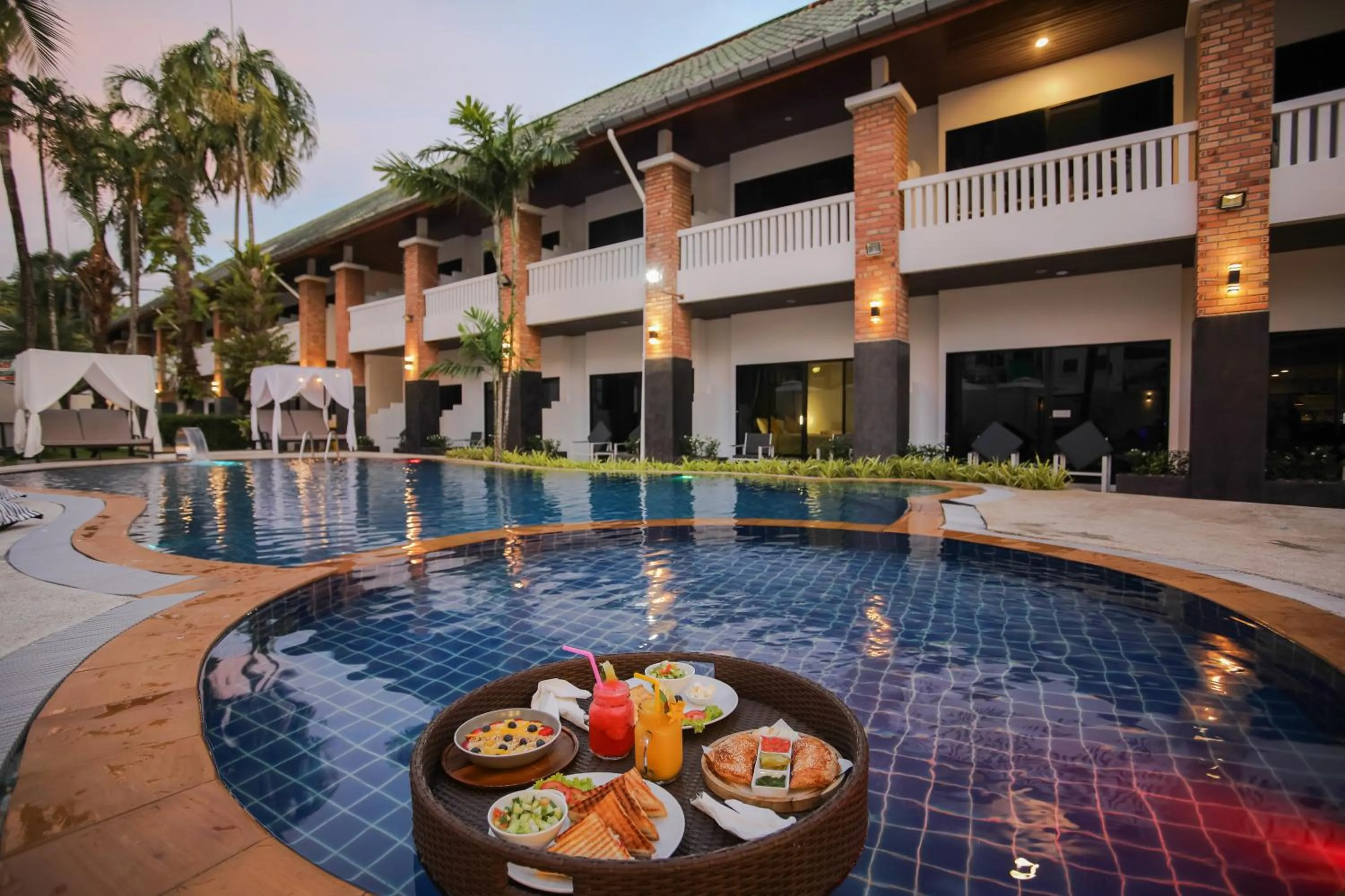 Property building in ETK Patong Resort