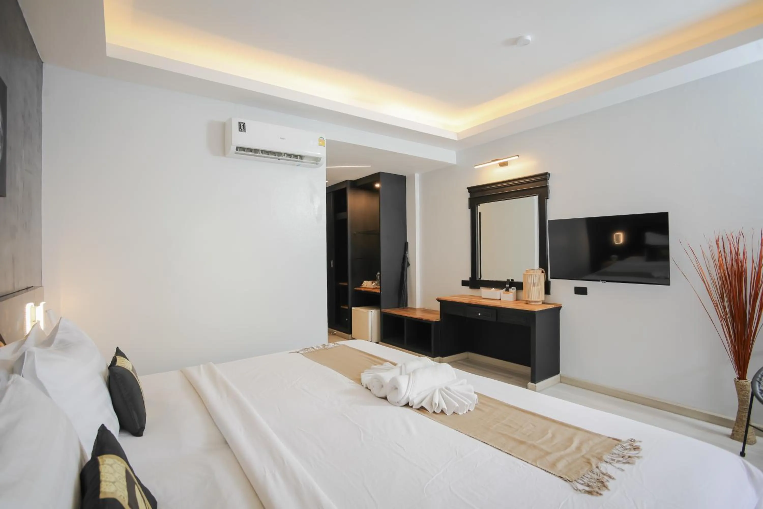 Bed in ETK Patong Resort