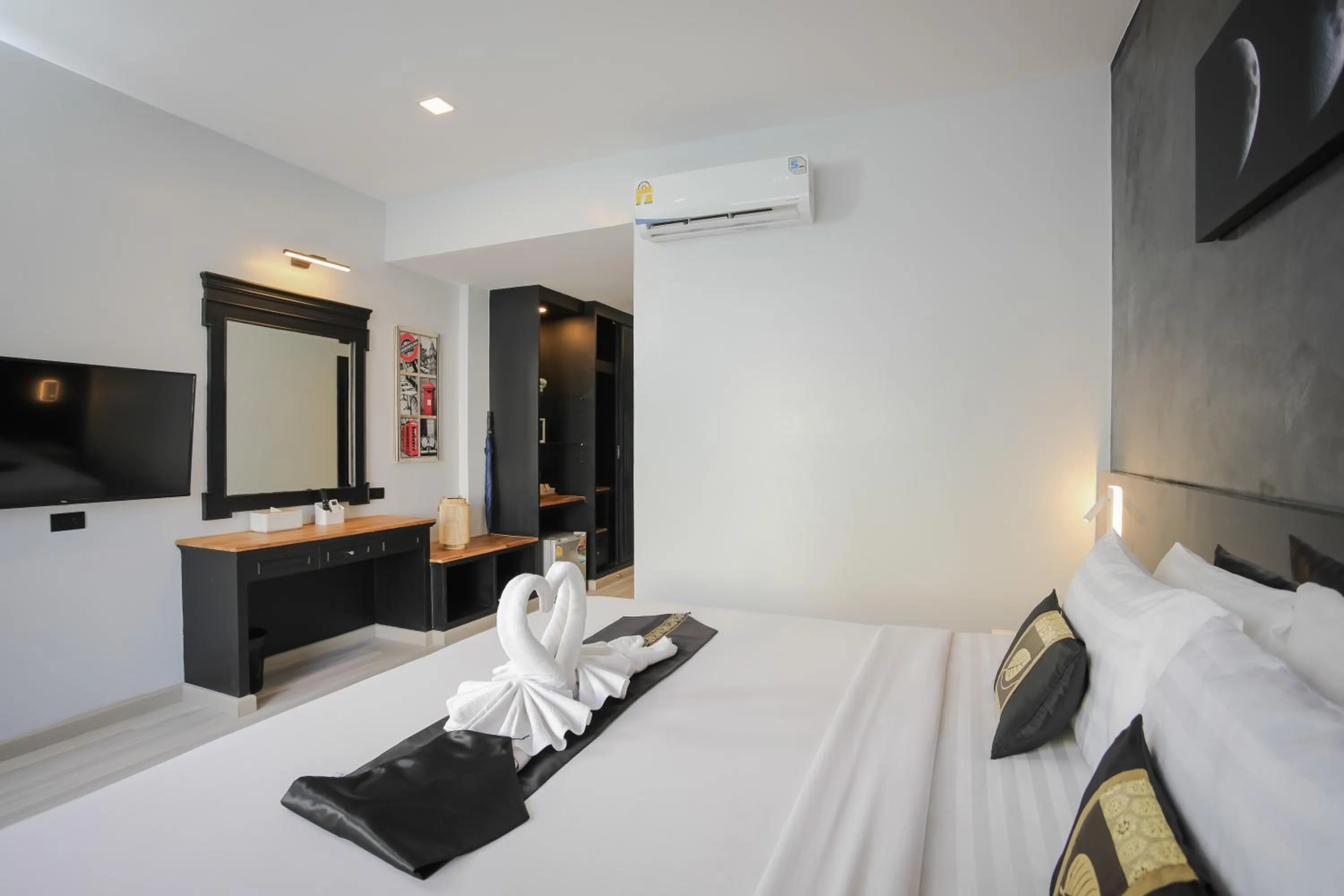 Bed in ETK Patong Resort