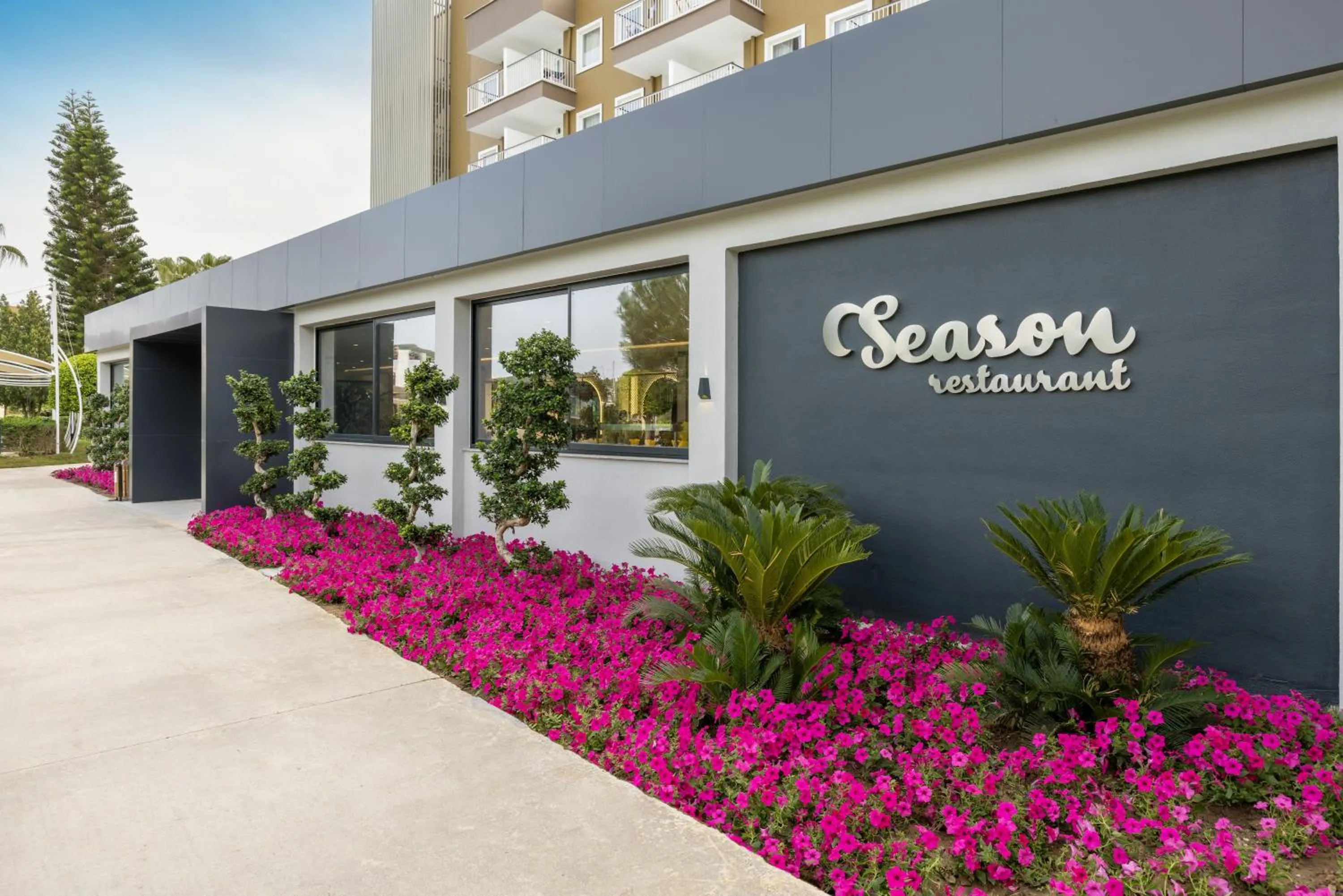 Restaurant/places to eat in Marvida Family Eco - Ultra All Inclusive & Kids Concept