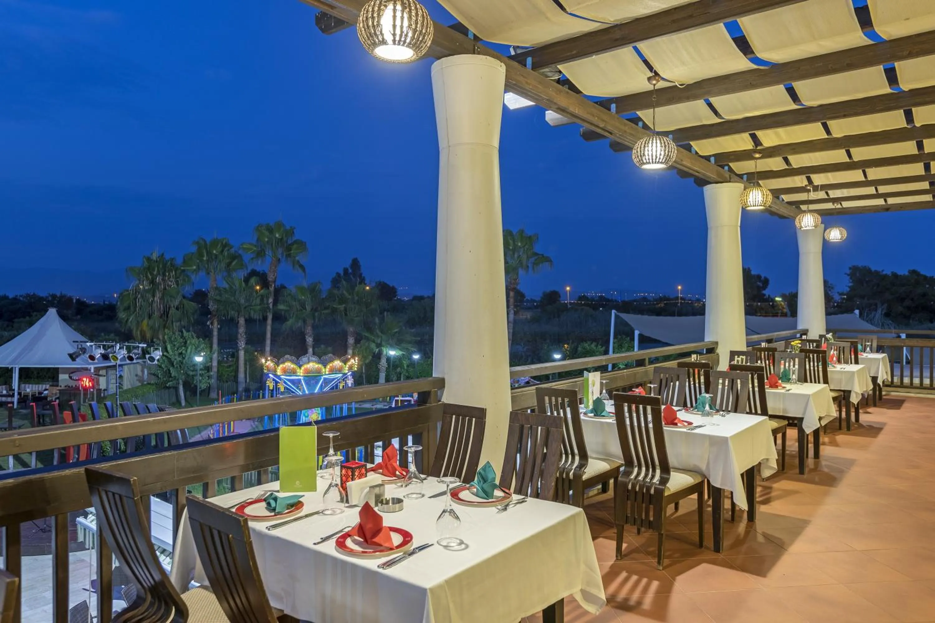 Restaurant/places to eat in Marvida Family Eco - Ultra All Inclusive & Kids Concept