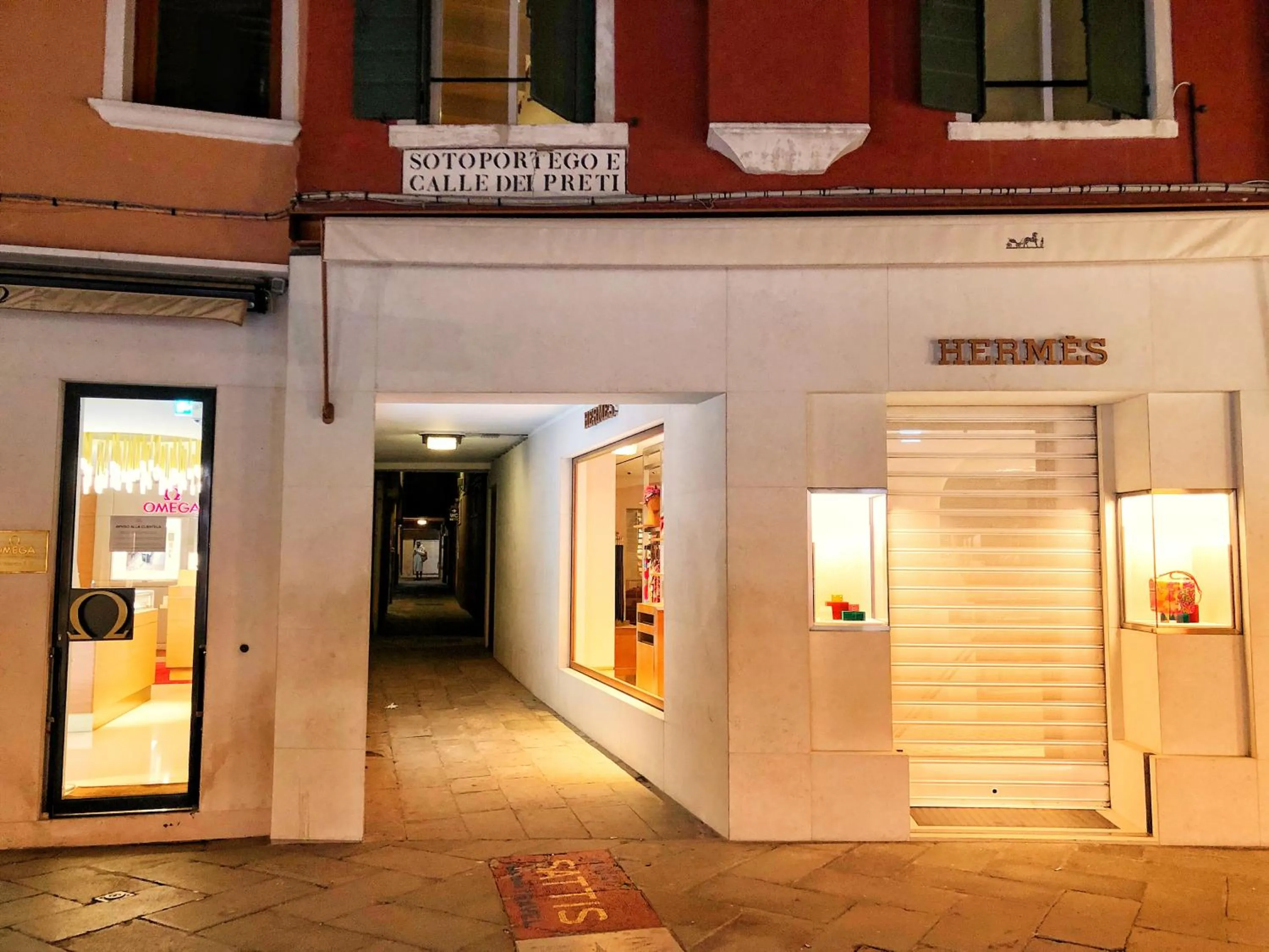 Facade/entrance in Le Vele di Venezia