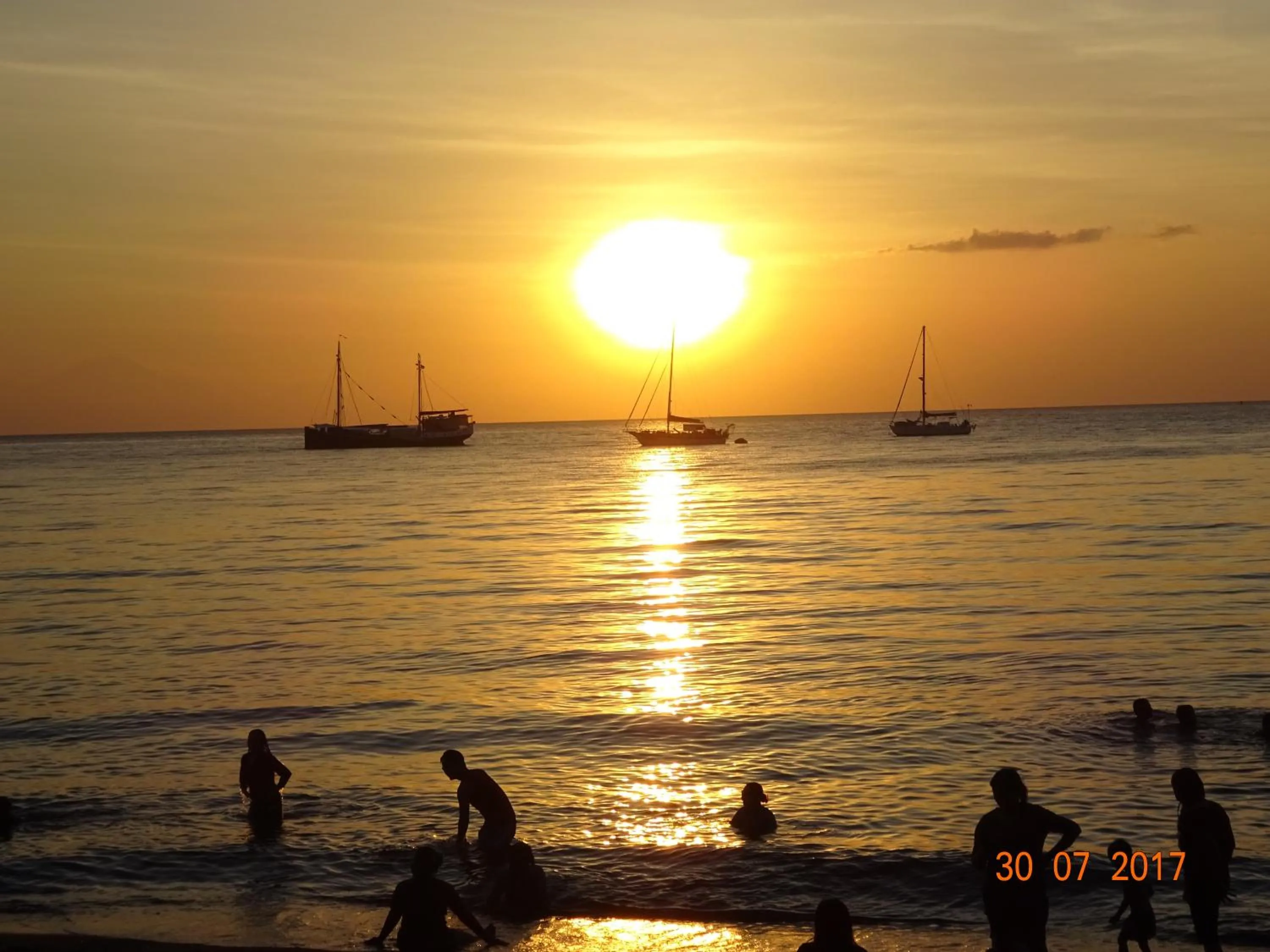 Beach in Murnis Bungalow