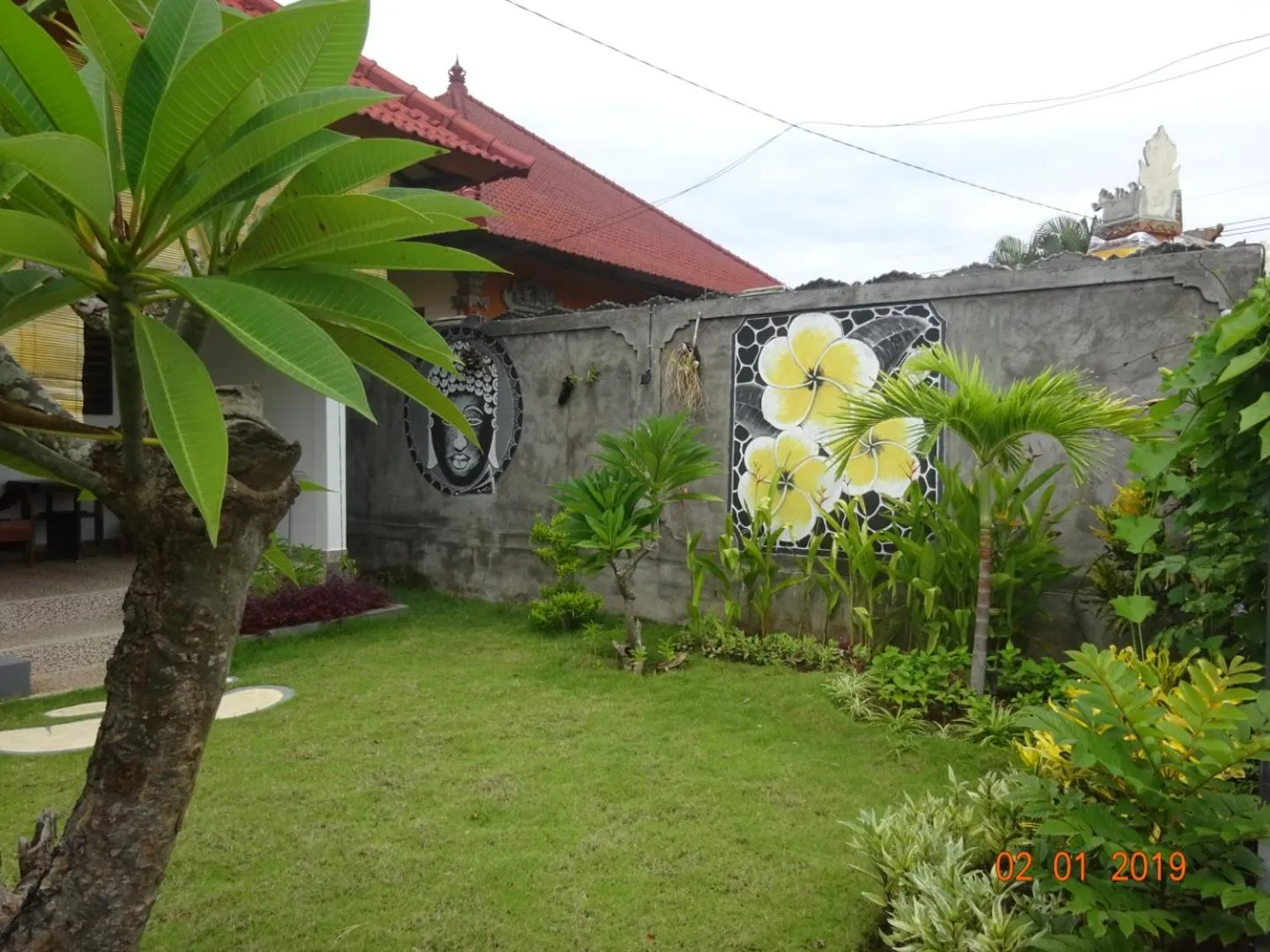 Breakfast in Murnis Bungalow