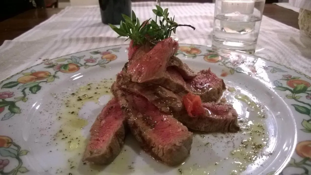 Food and drinks in Locanda Antico Borgo