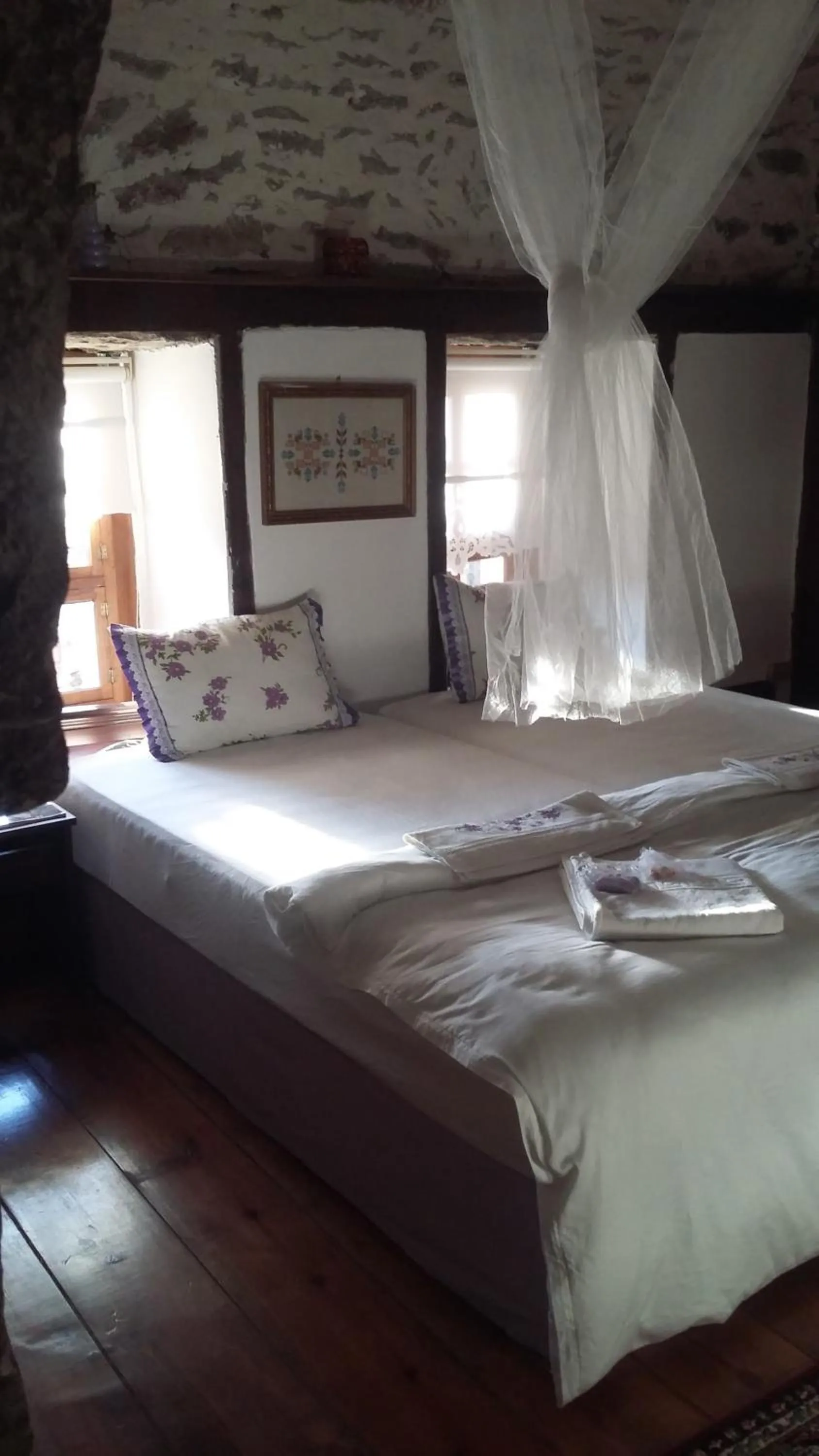 Bed in Nimet Hanım Konağı