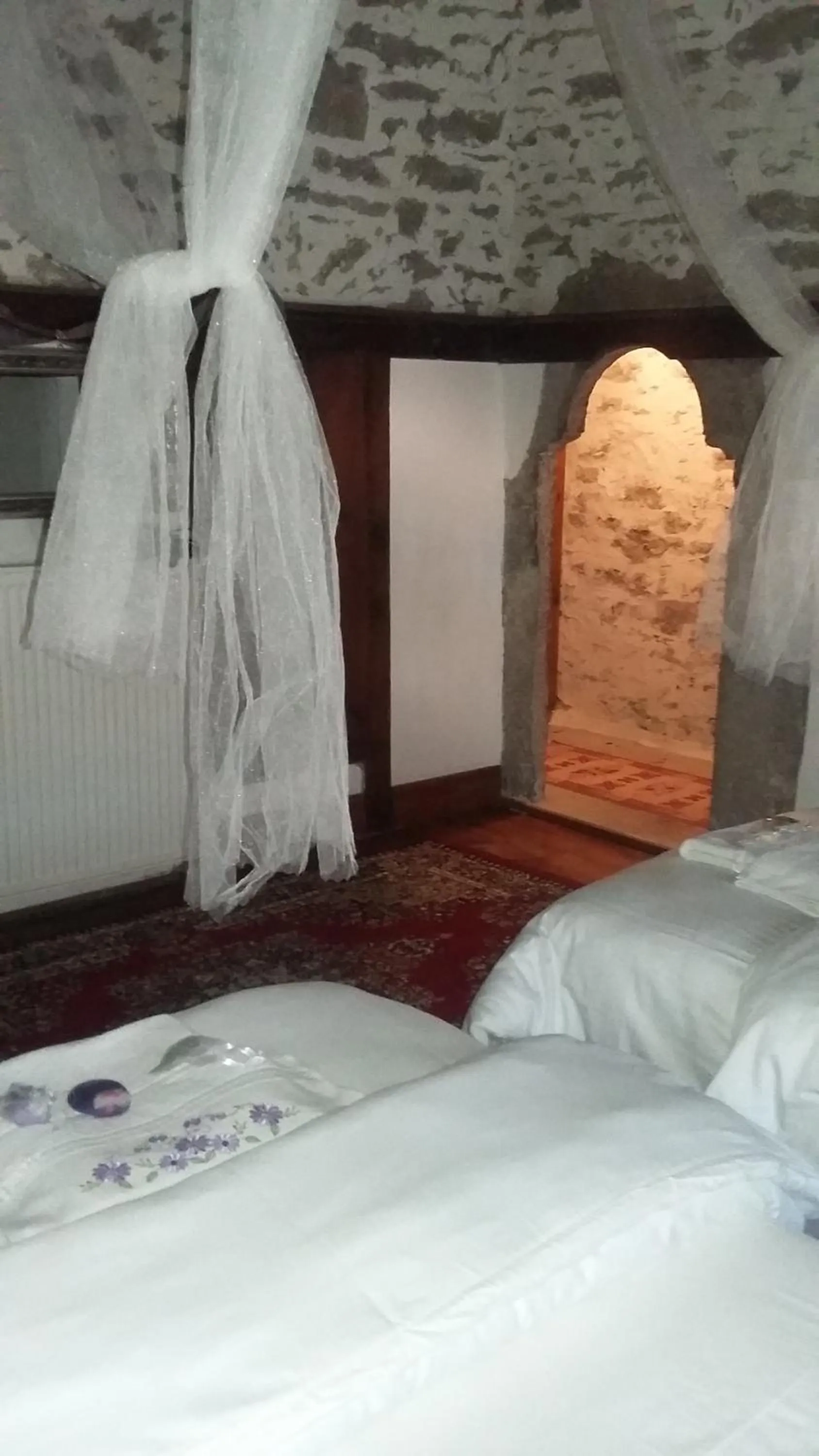 Bed in Nimet Hanım Konağı