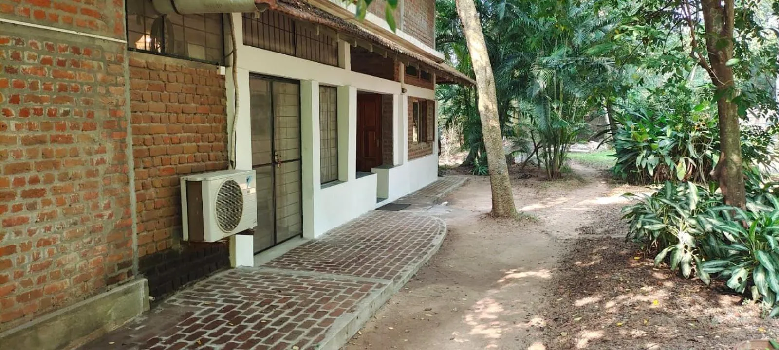 Isai Ambalam guest house