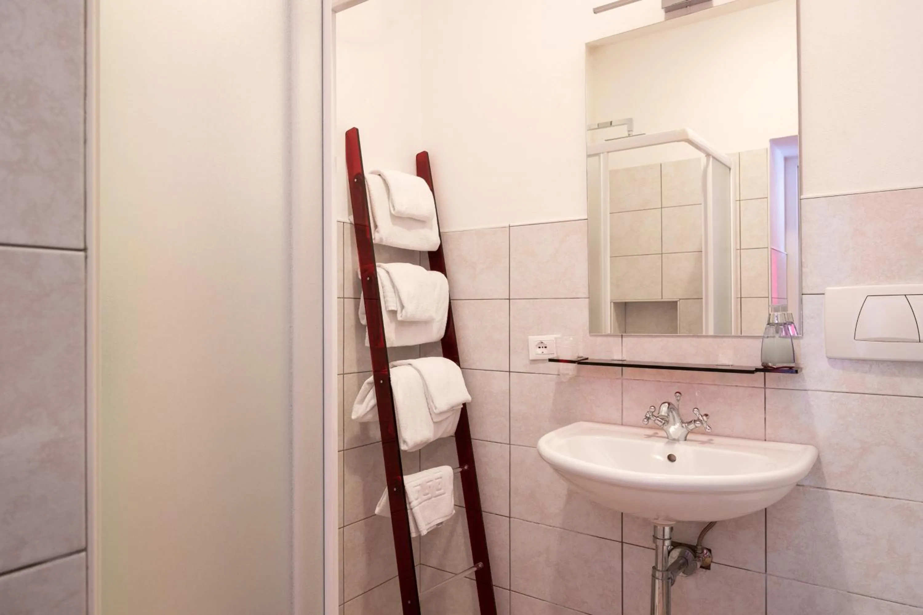 Triple Room in Casa Del Noce