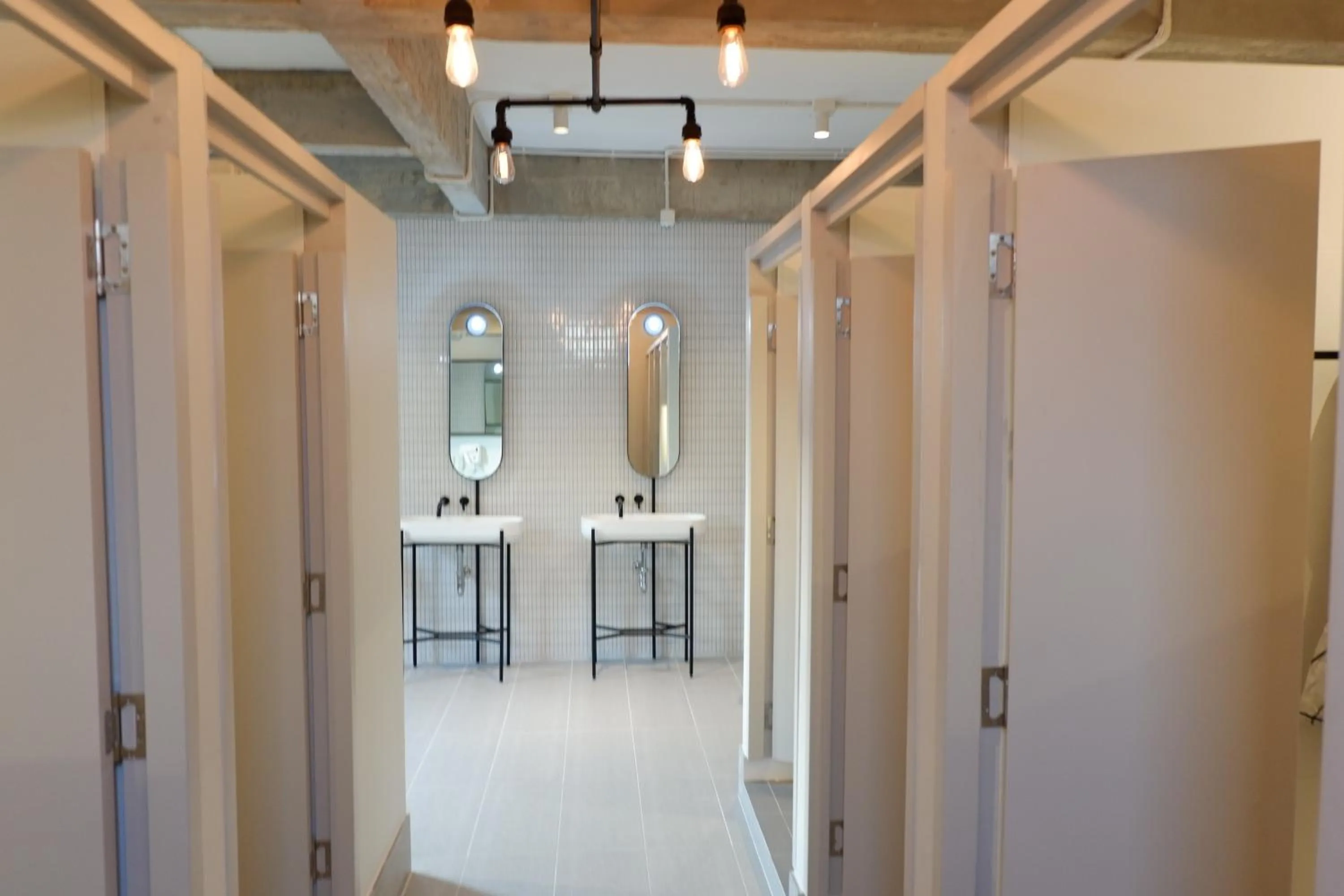 Bathroom in Bedspread Hostel